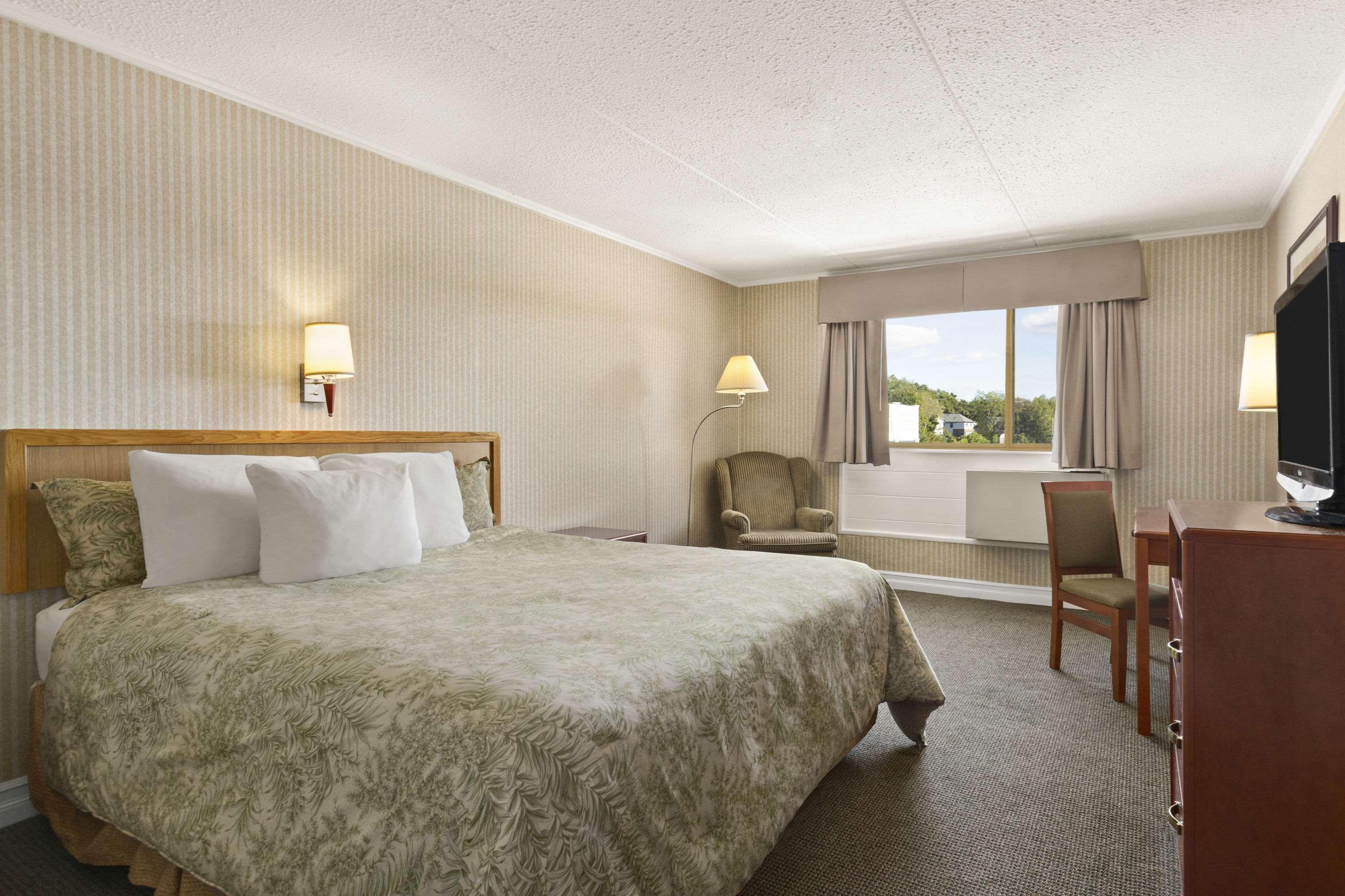 Days Inn & Conference Center Bridgewater — photo 5