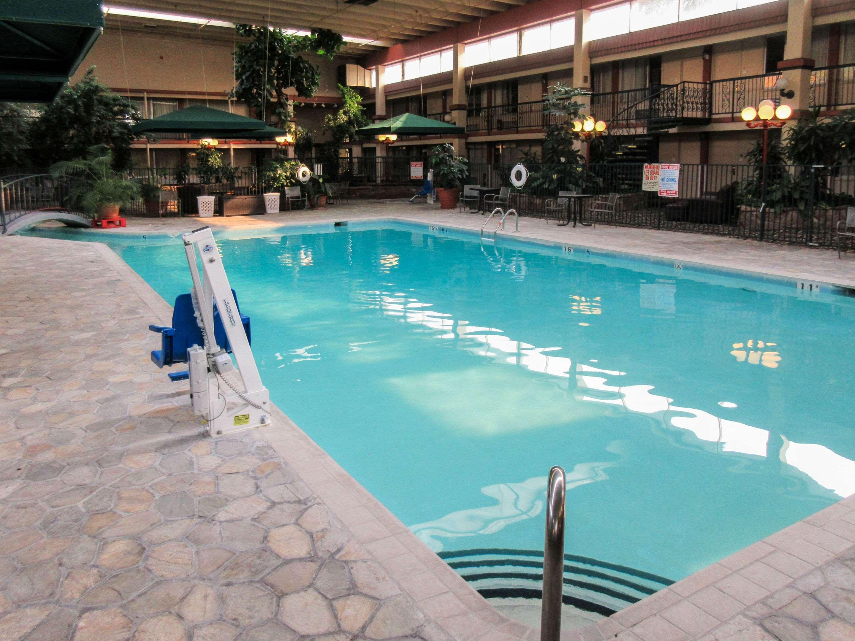 Clarion Inn — photo 5