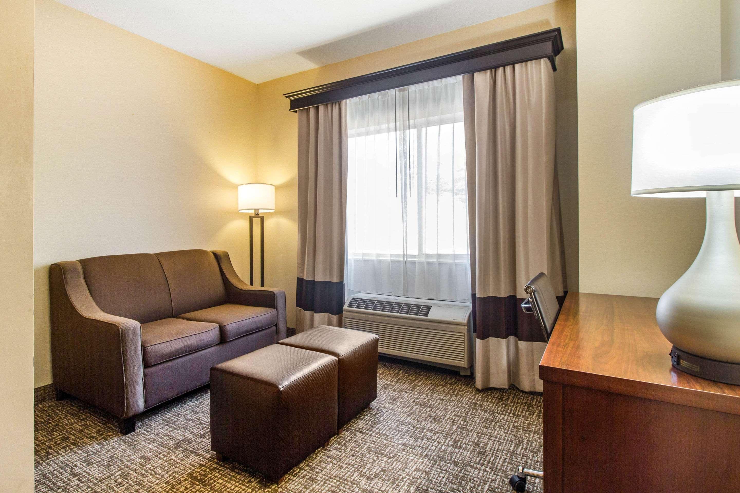 Quality Suites — photo 5