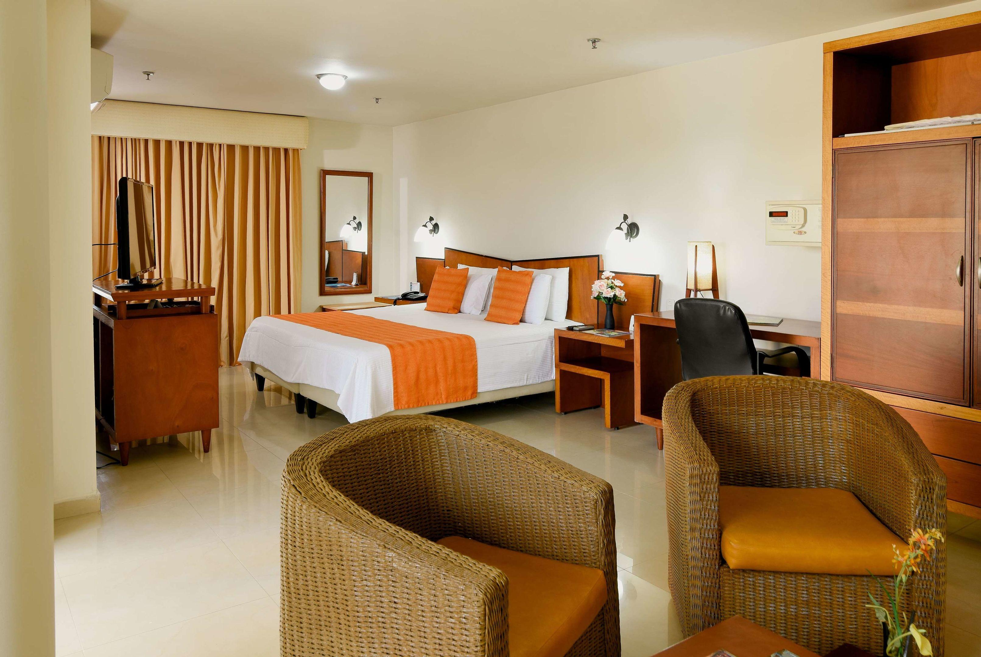 Howard Johnson Hotel Versalles Barranquilla — photo 4