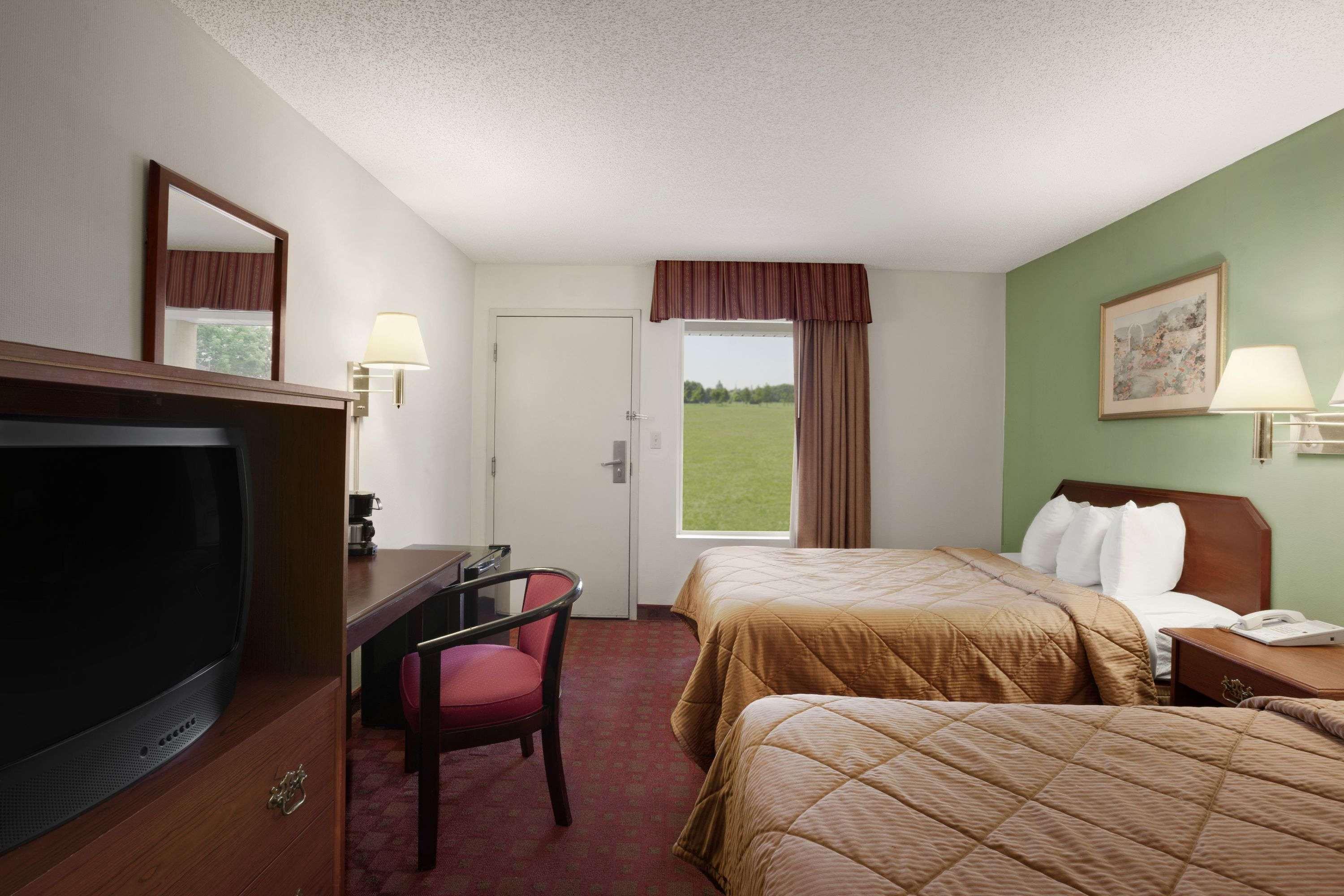 Days Inn & Suites Albany — photo 5