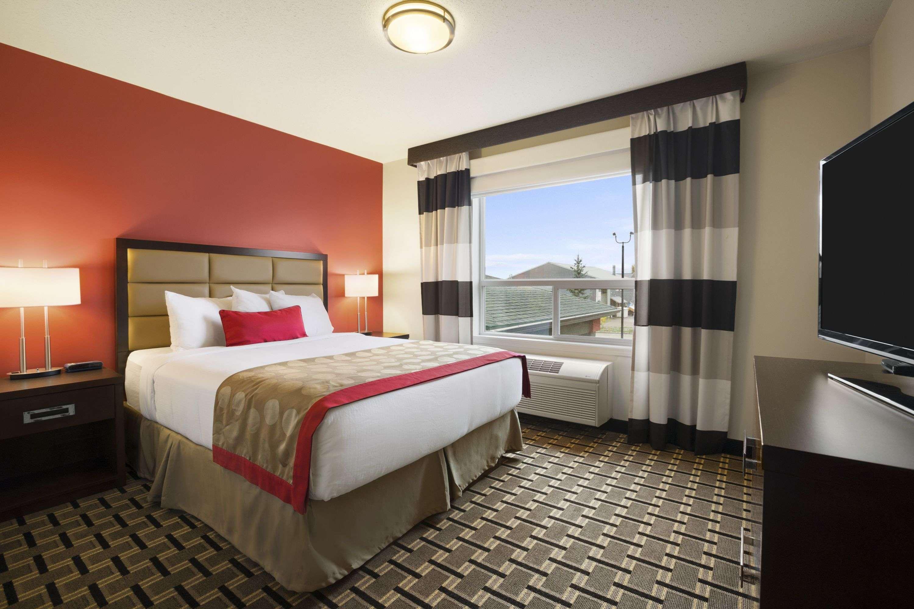 Ramada Edson — photo 4