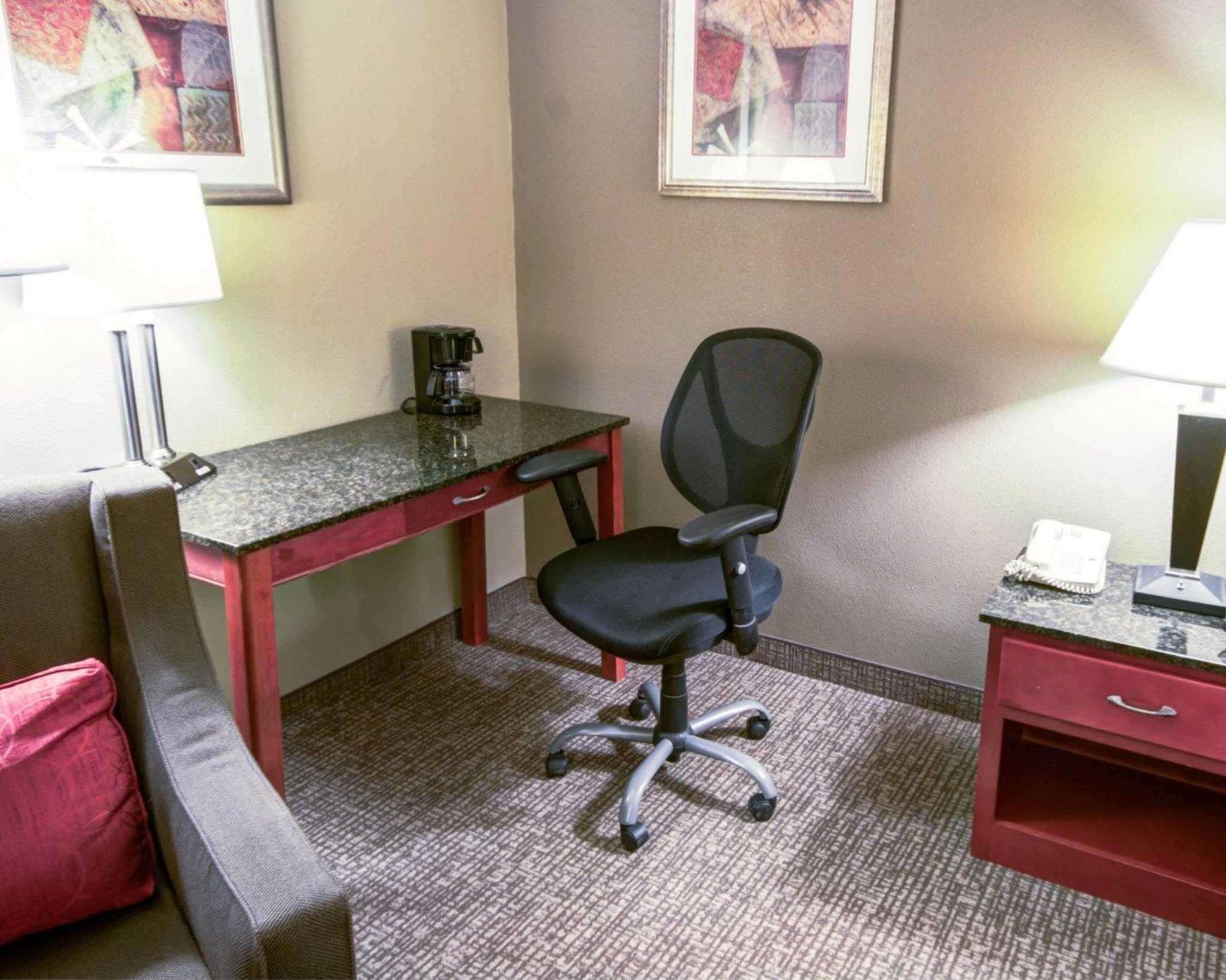 Comfort Inn — photo 4