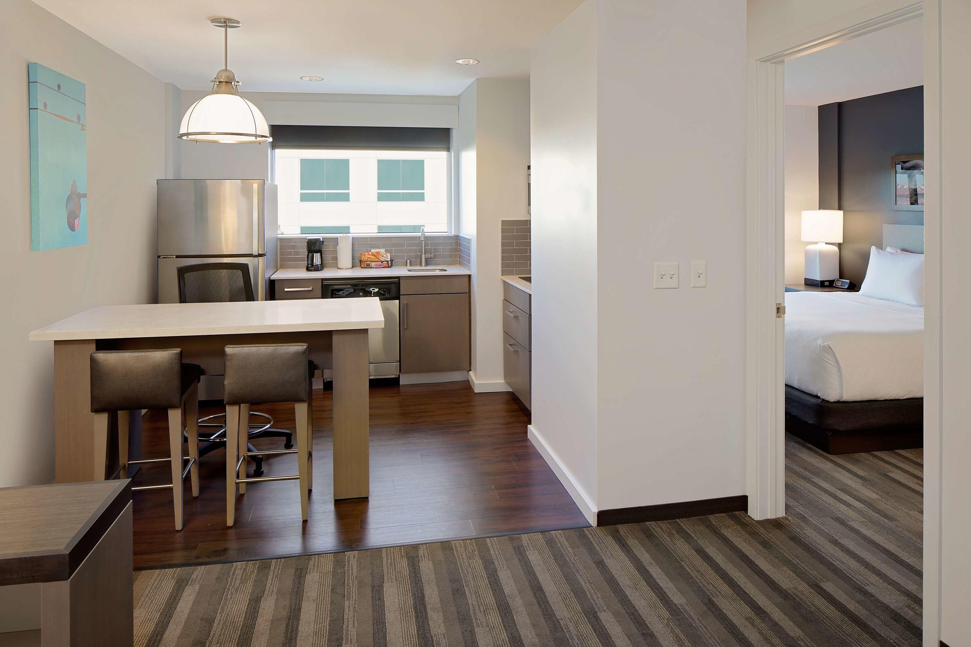 Hyatt House Irvine/John Wayne Airport — photo 5
