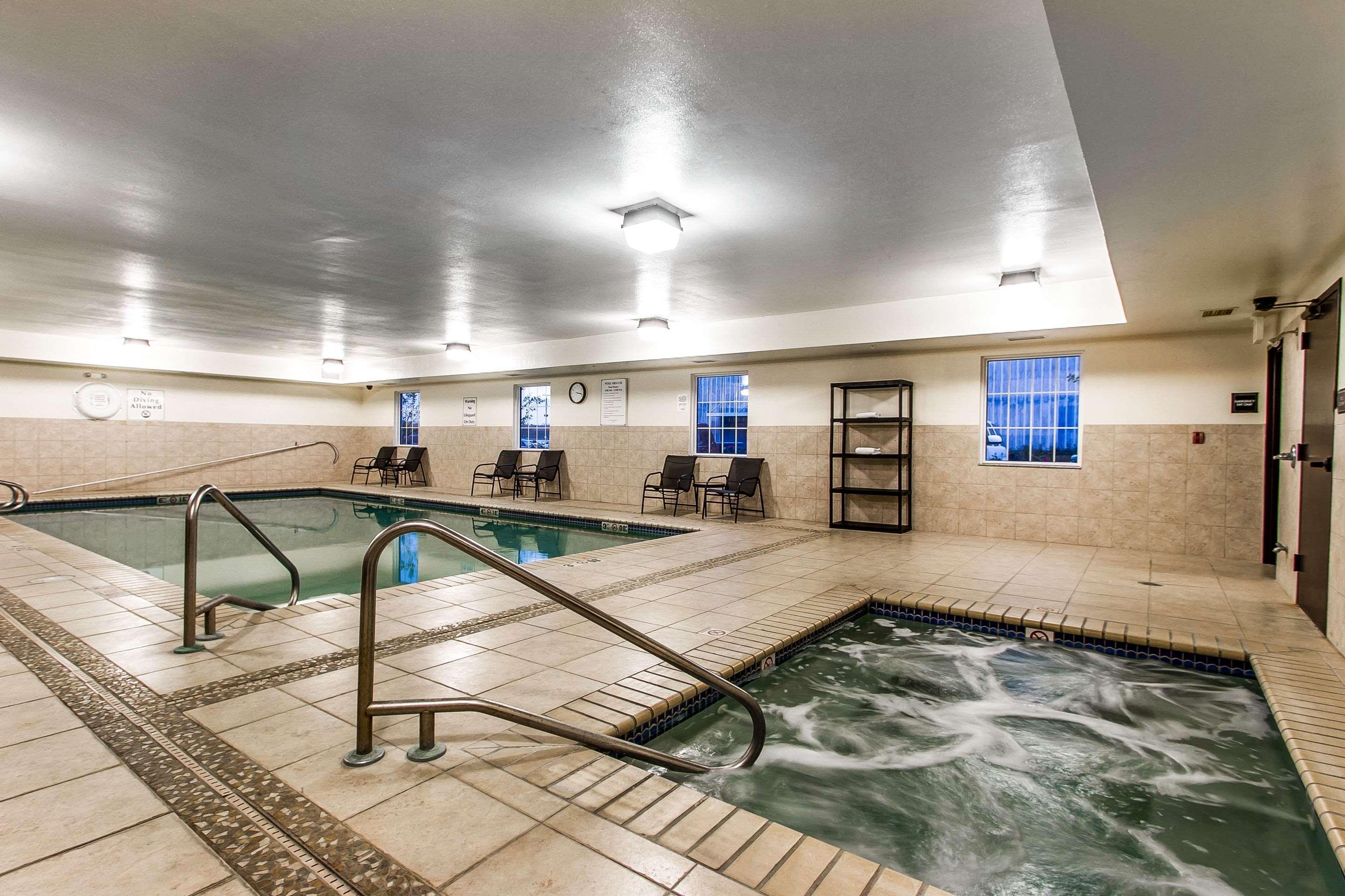 Evangeline Downs Hotel, Ascend Collection — photo 4