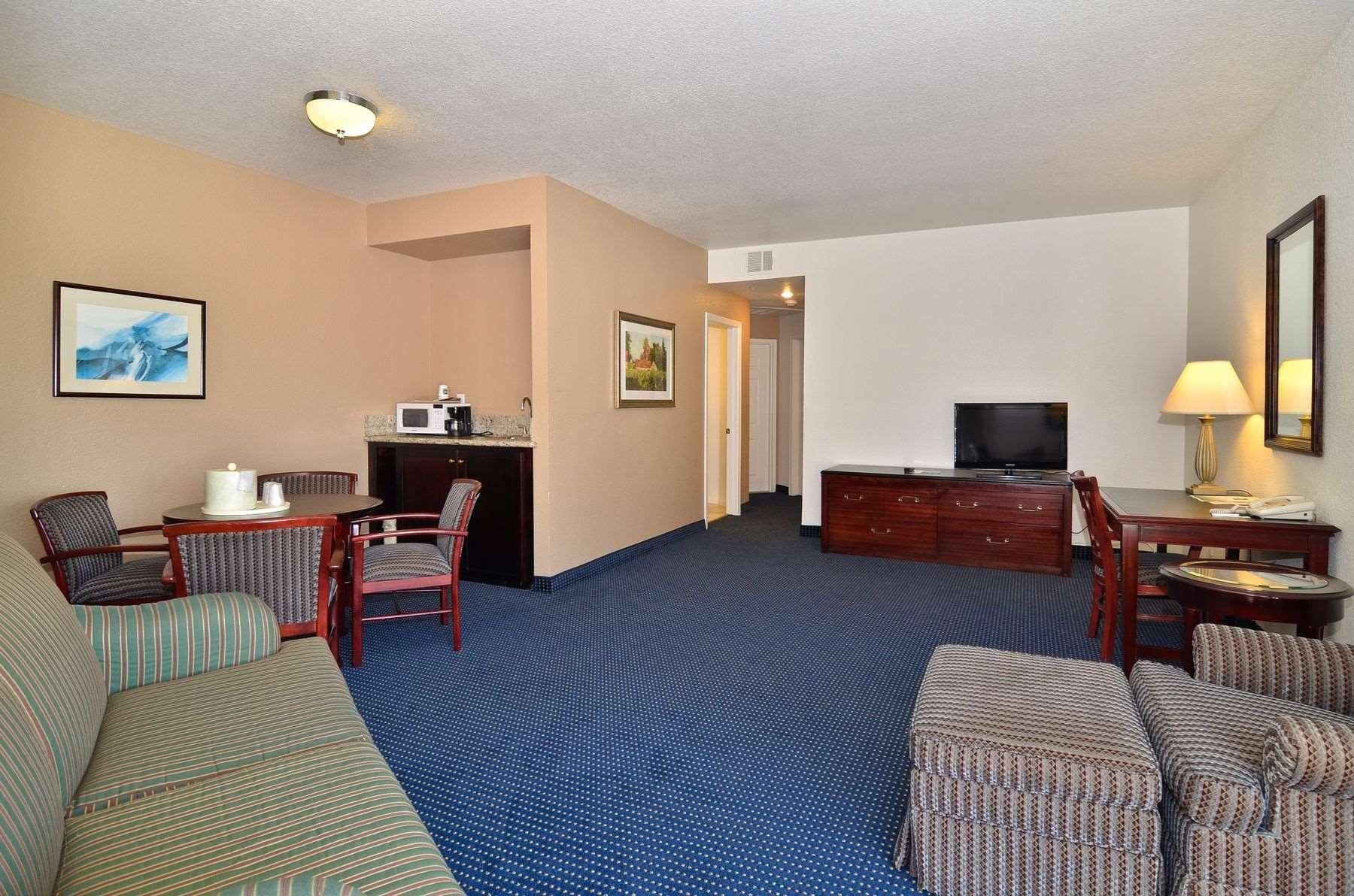 The Beachfront Inn & Suites at Dana Points — photo 5