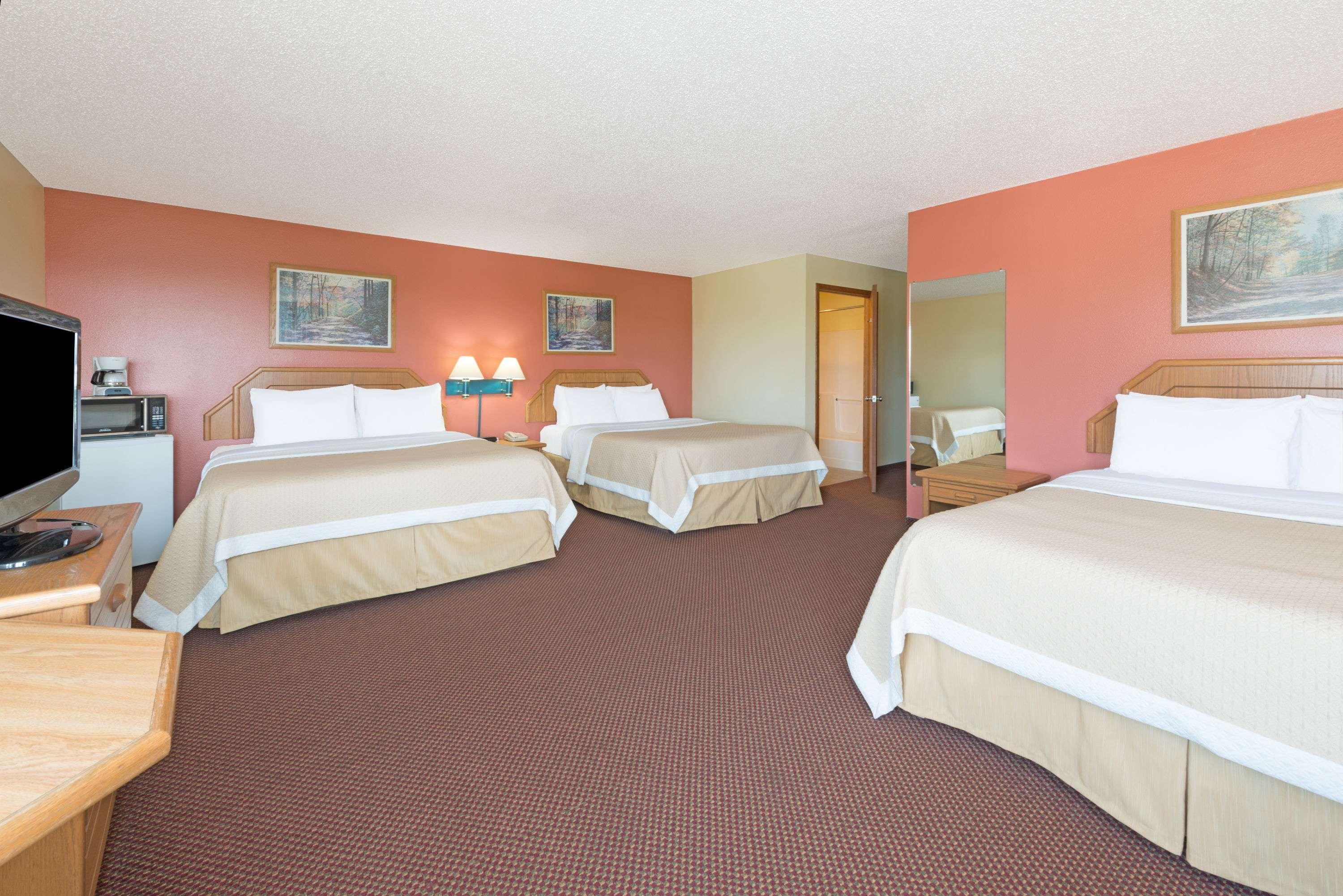 Days Inn Cameron — photo 4