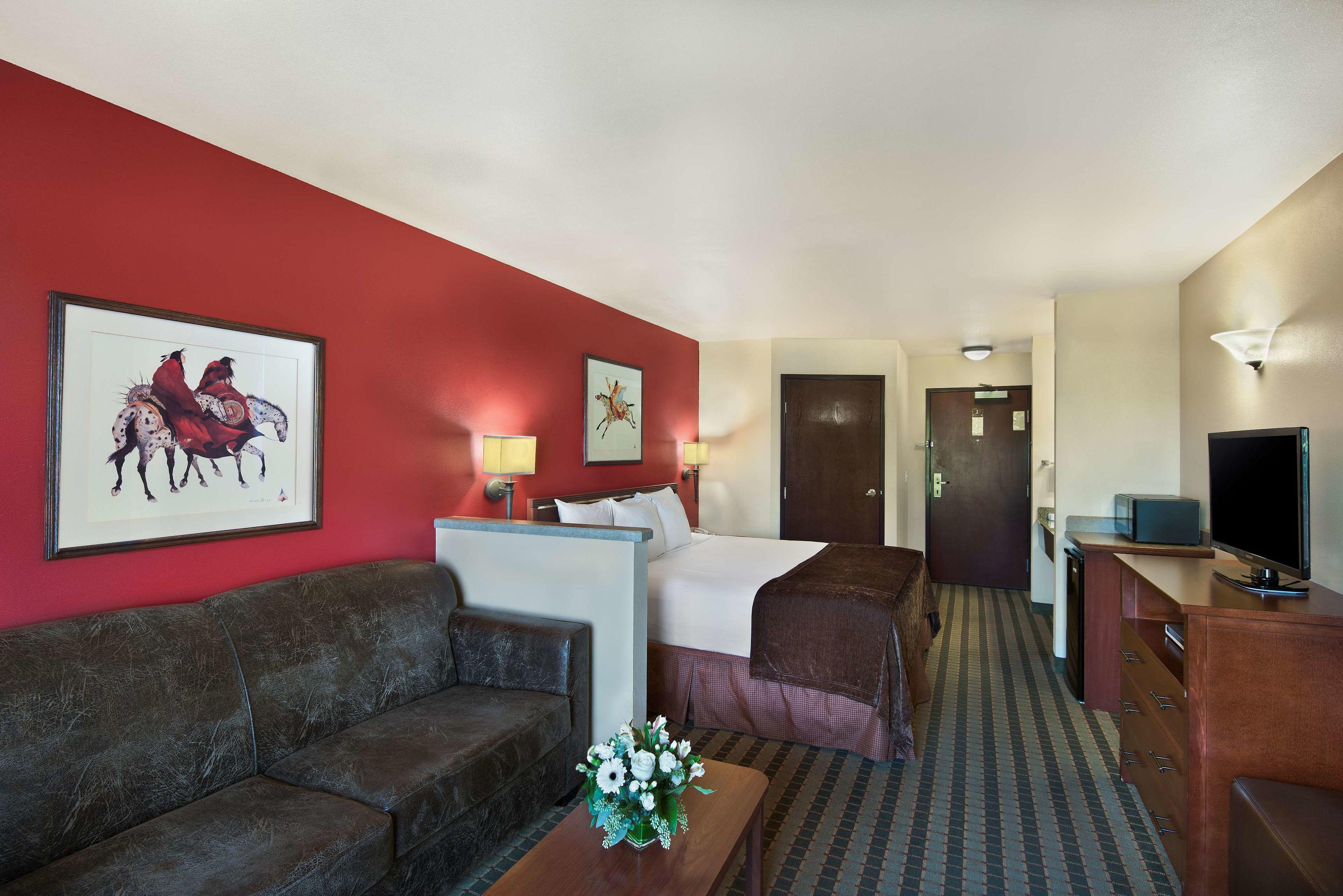 Oxford Suites Pendleton — photo 4
