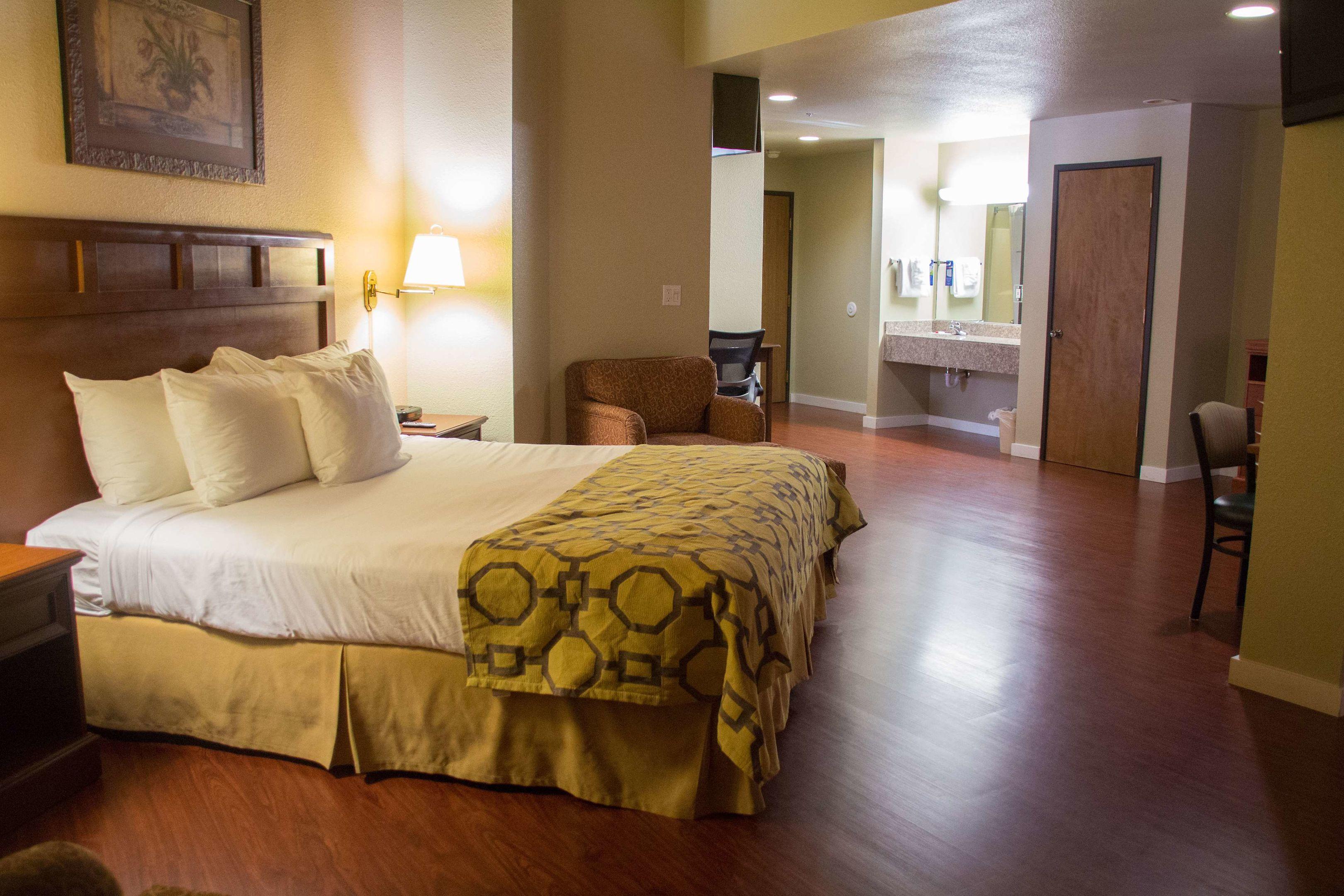 Baymont by Wyndham Yreka — photo 5
