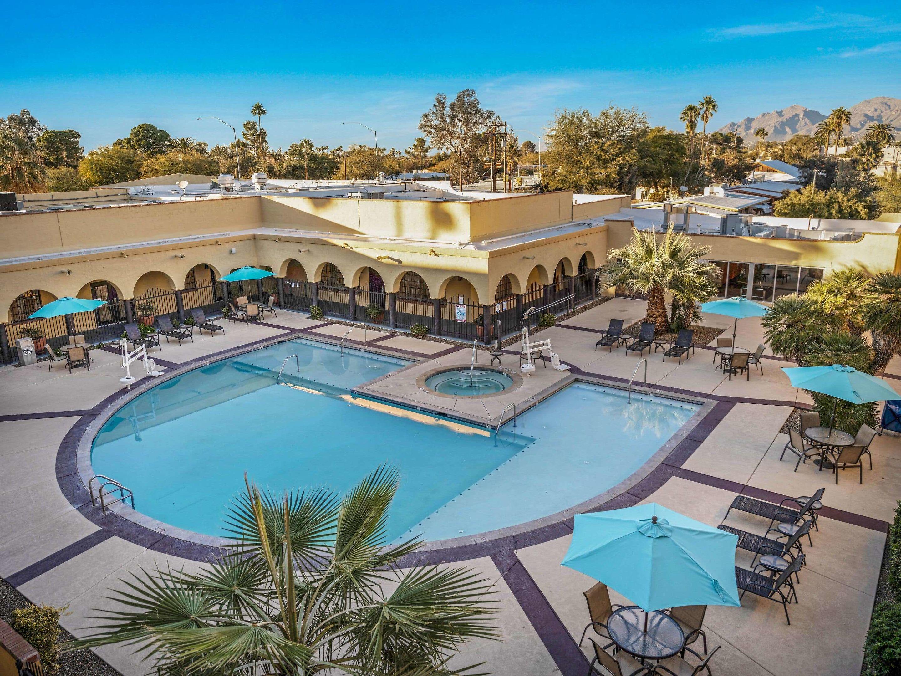 La Quinta Inn & Suites Tucson - Reid Park — photo 4