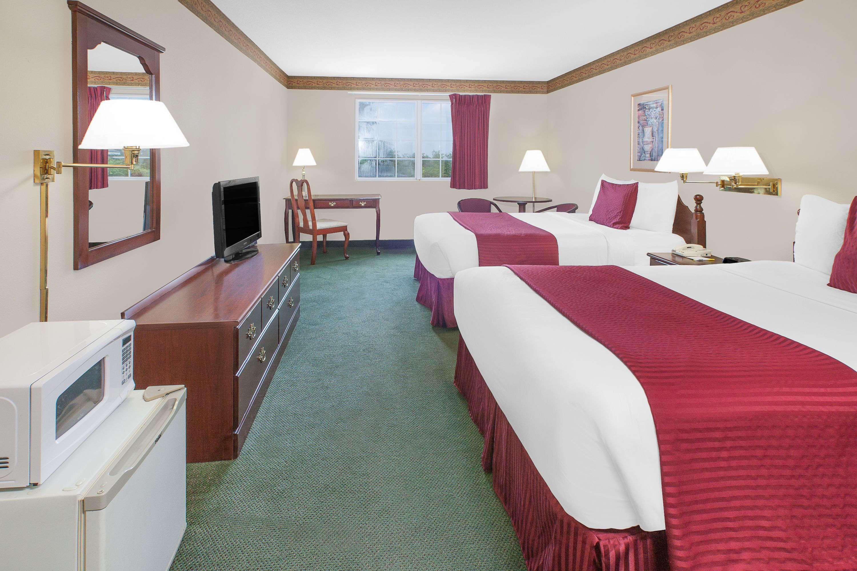 Days Inn by Wyndham Mountain Home — photo 5
