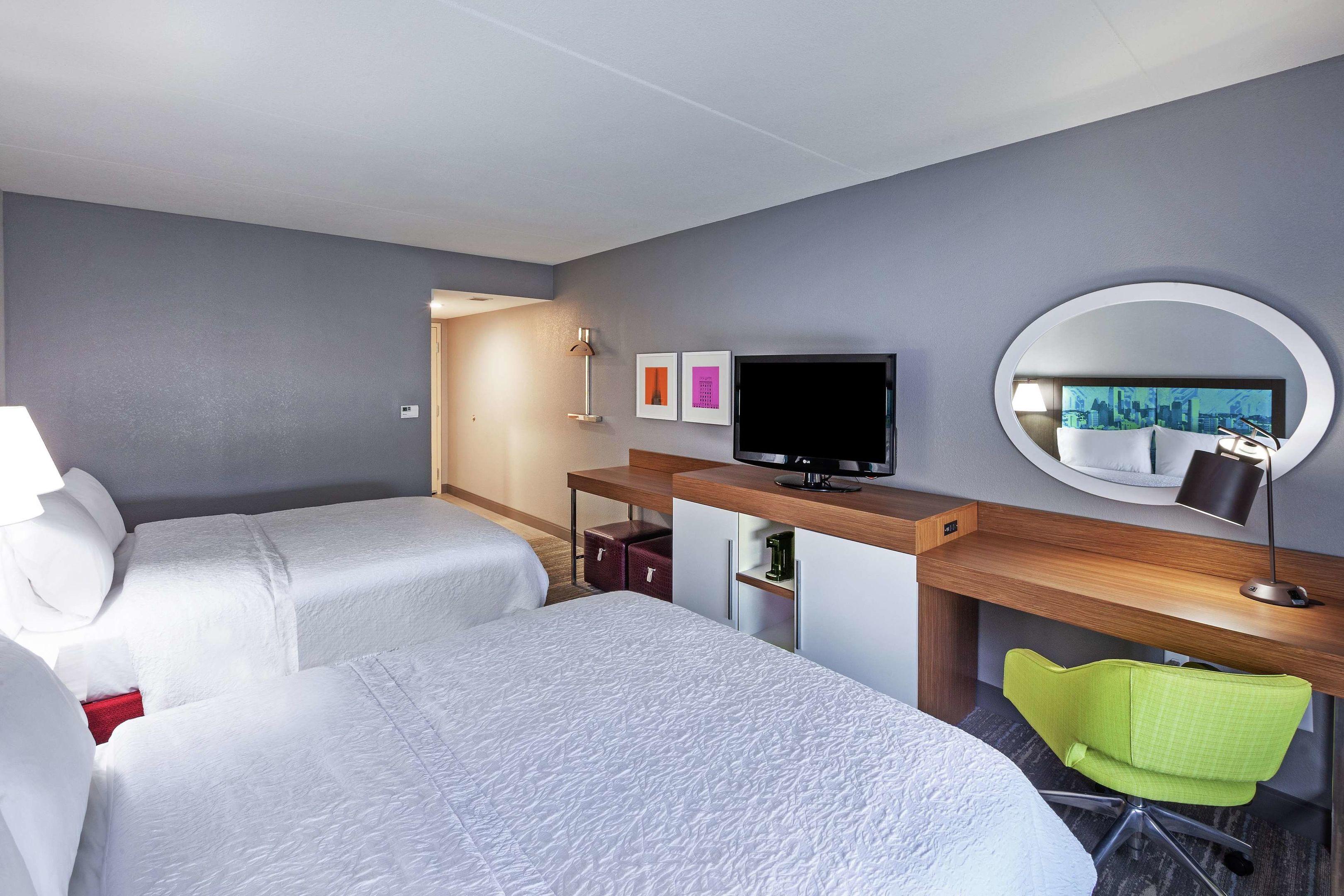 Hampton Inn & Suites Houston-Bush Intercontinental Airport — photo 4