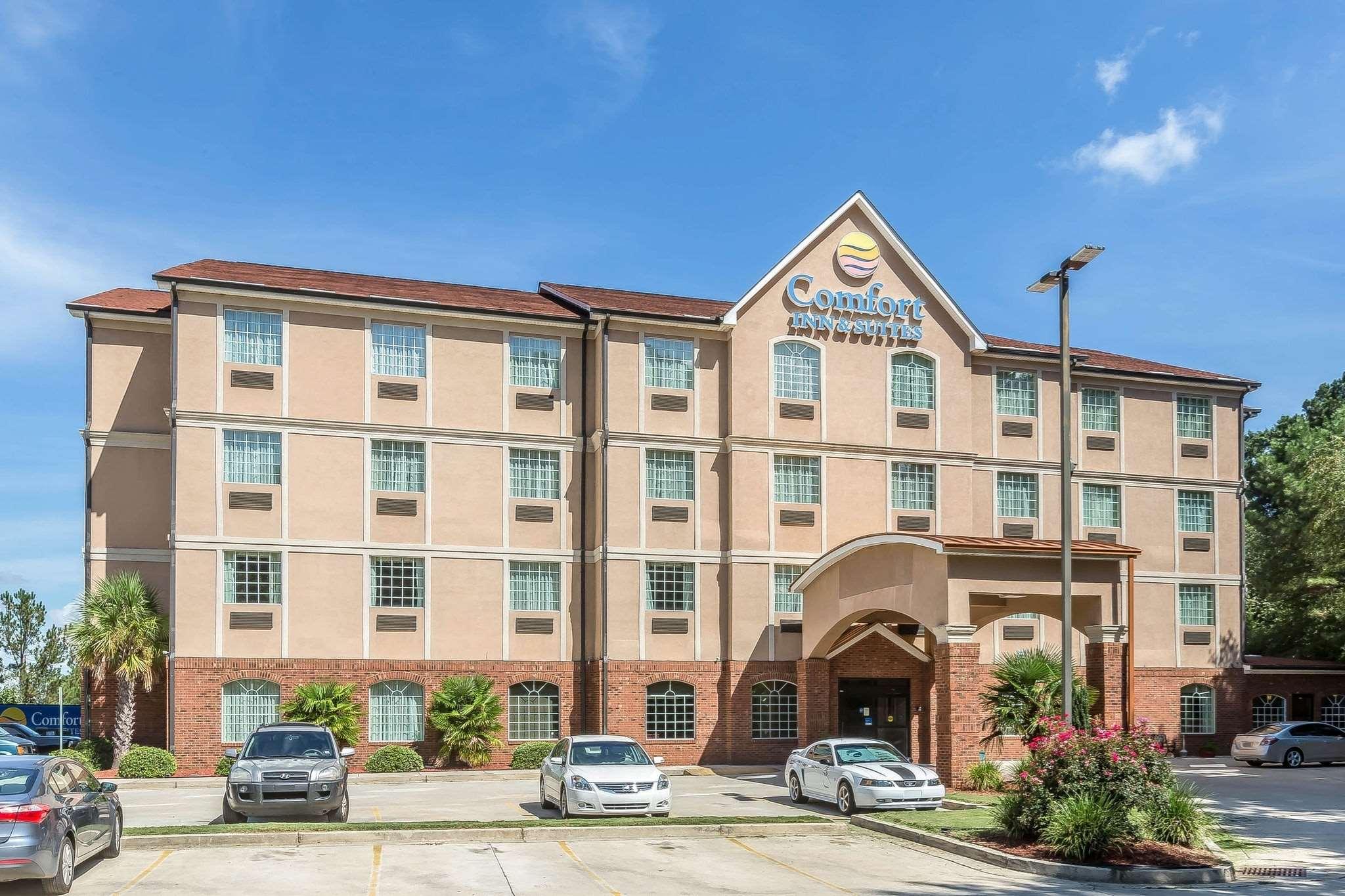 Comfort Inn & Suites — photo 3