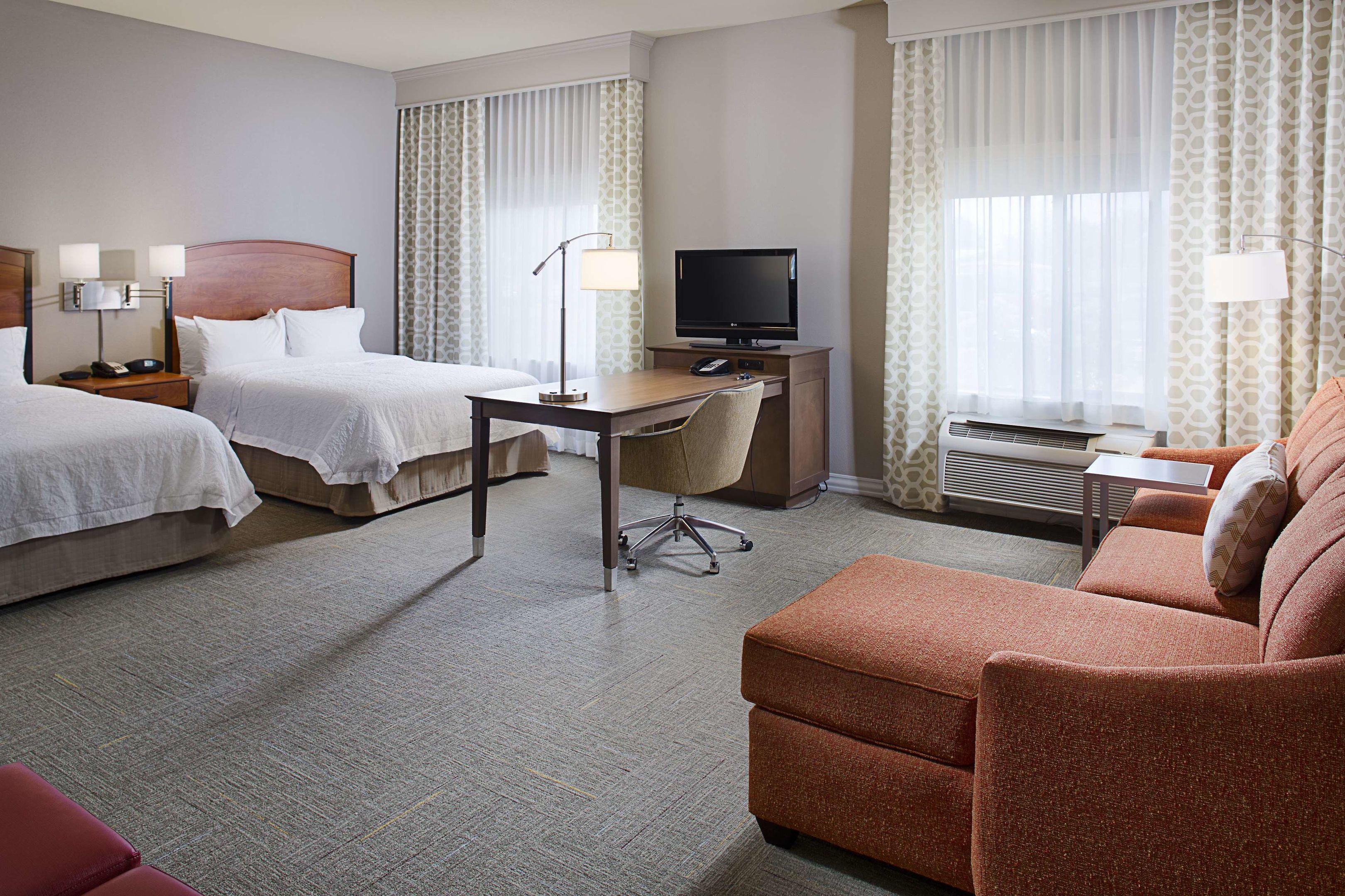 Hampton Inn & Suites Lancaster — photo 4