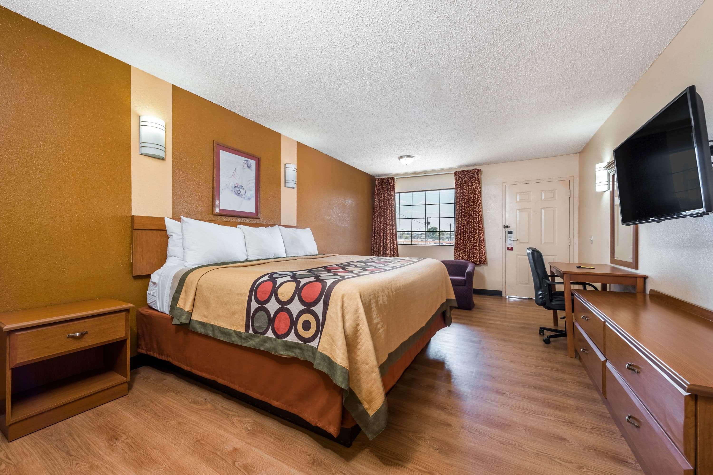 Super 8 by Wyndham Waco/Mall area TX — photo 4