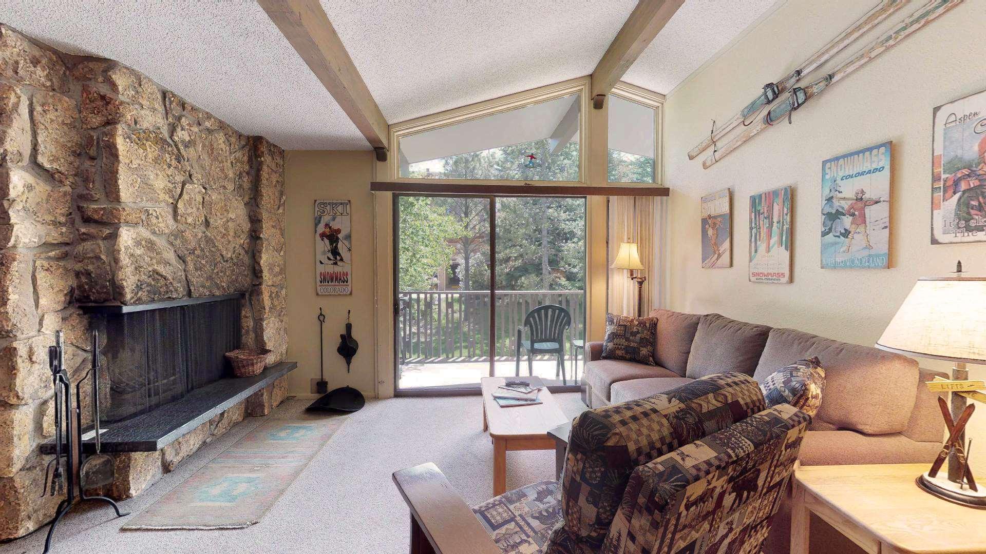 Lichenhearth Condominiums — photo 5