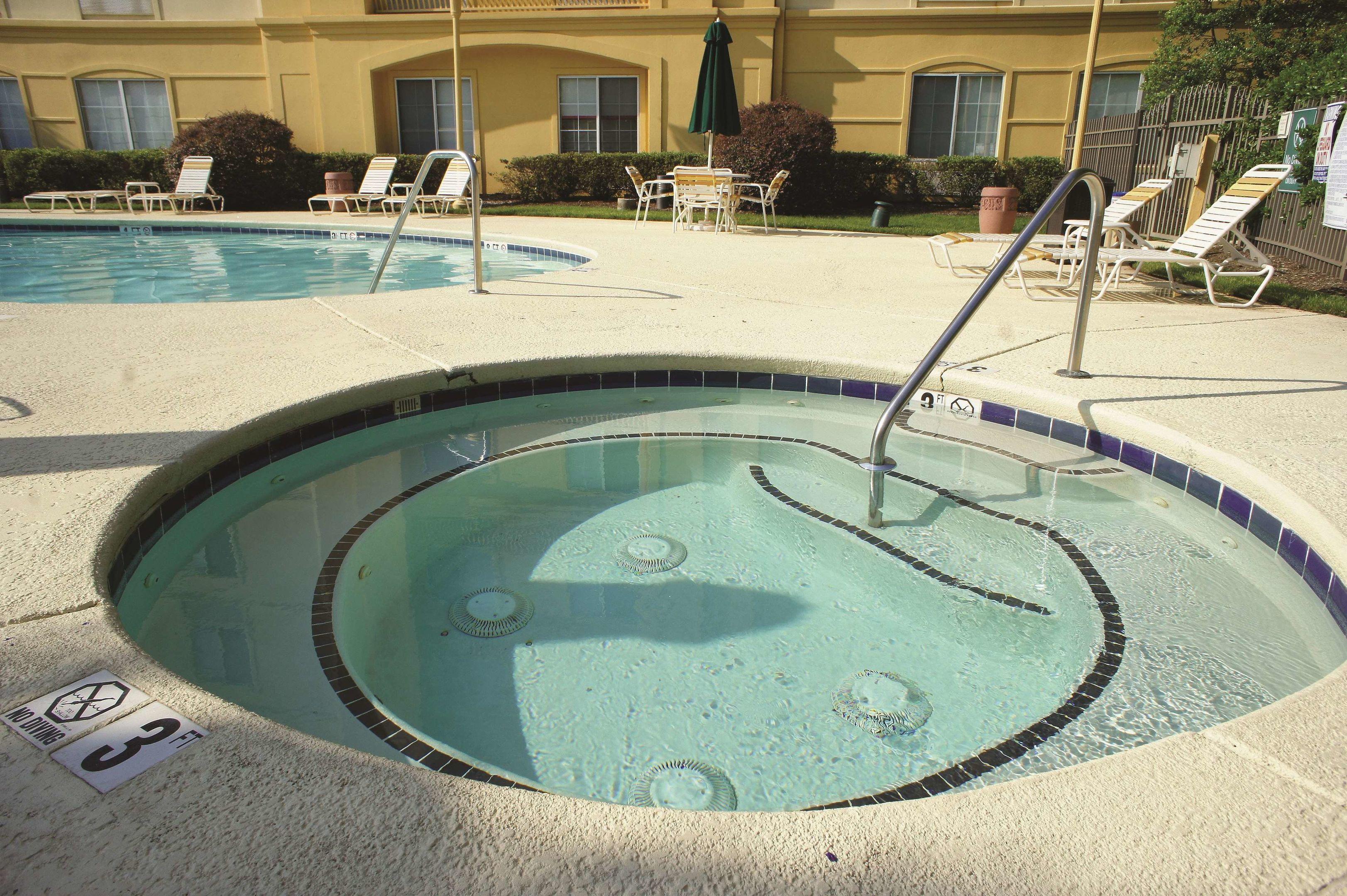 La Quinta Inn & Suites Durham Research Triangle Park — photo 4