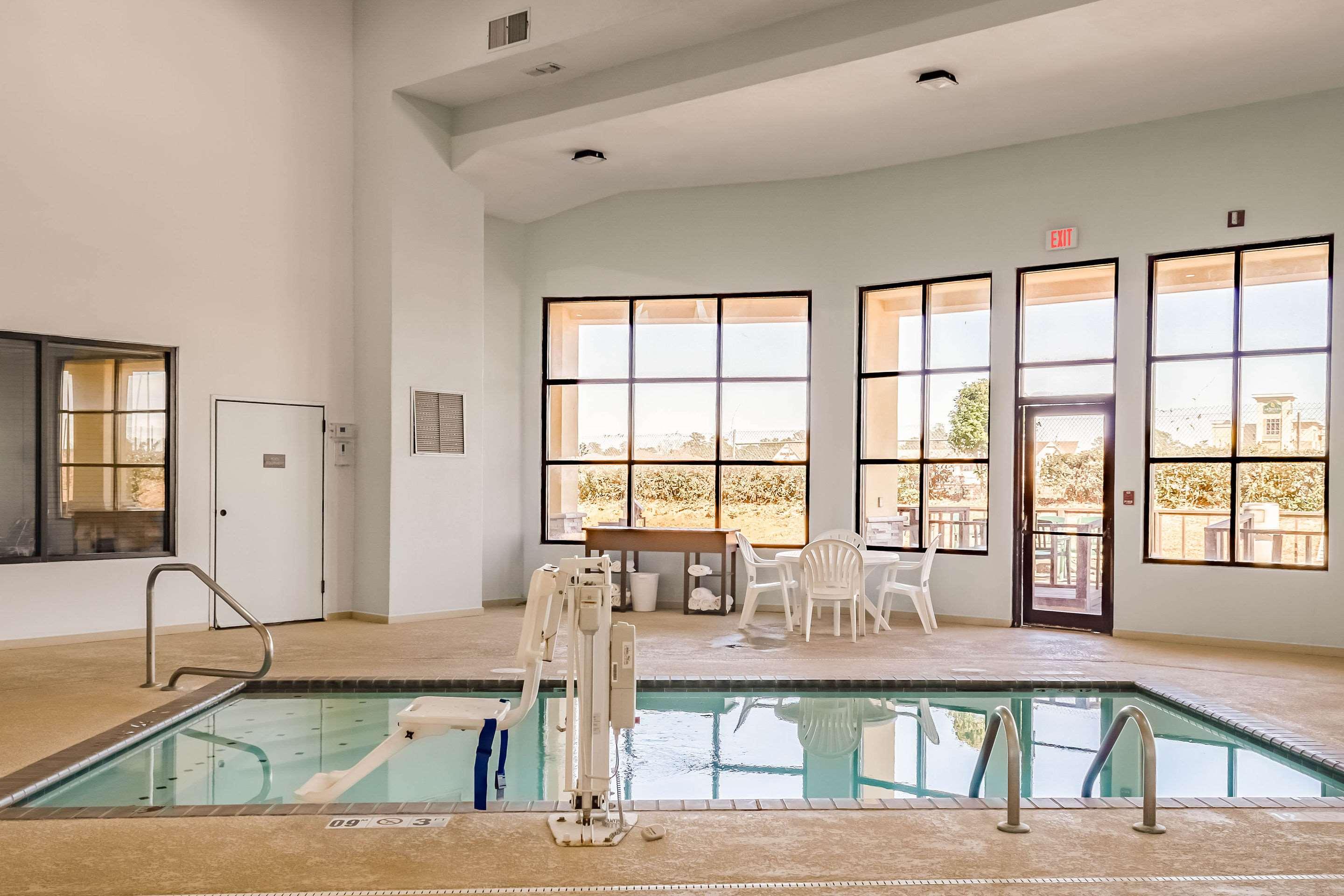 Comfort Suites Hattiesburg — photo 4