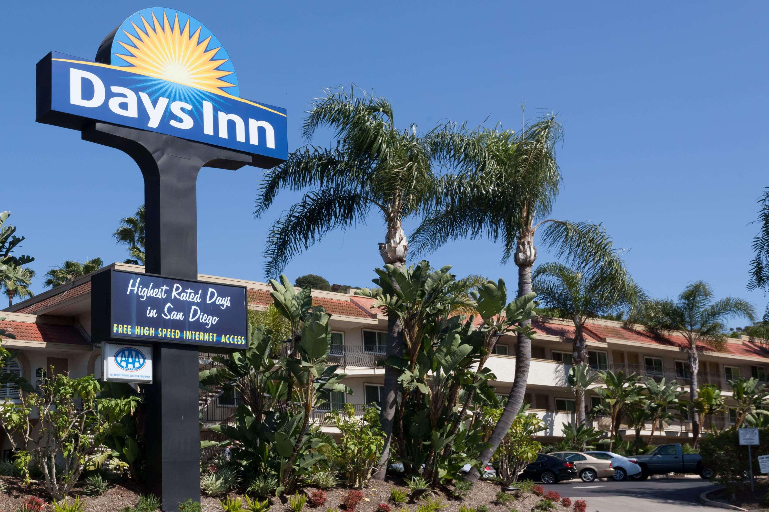 Days Inn San Diego Hotel Circle Near SeaWorld — photo 5
