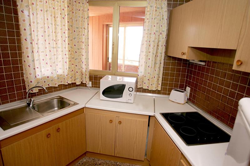 Picasso Apartments — photo 5