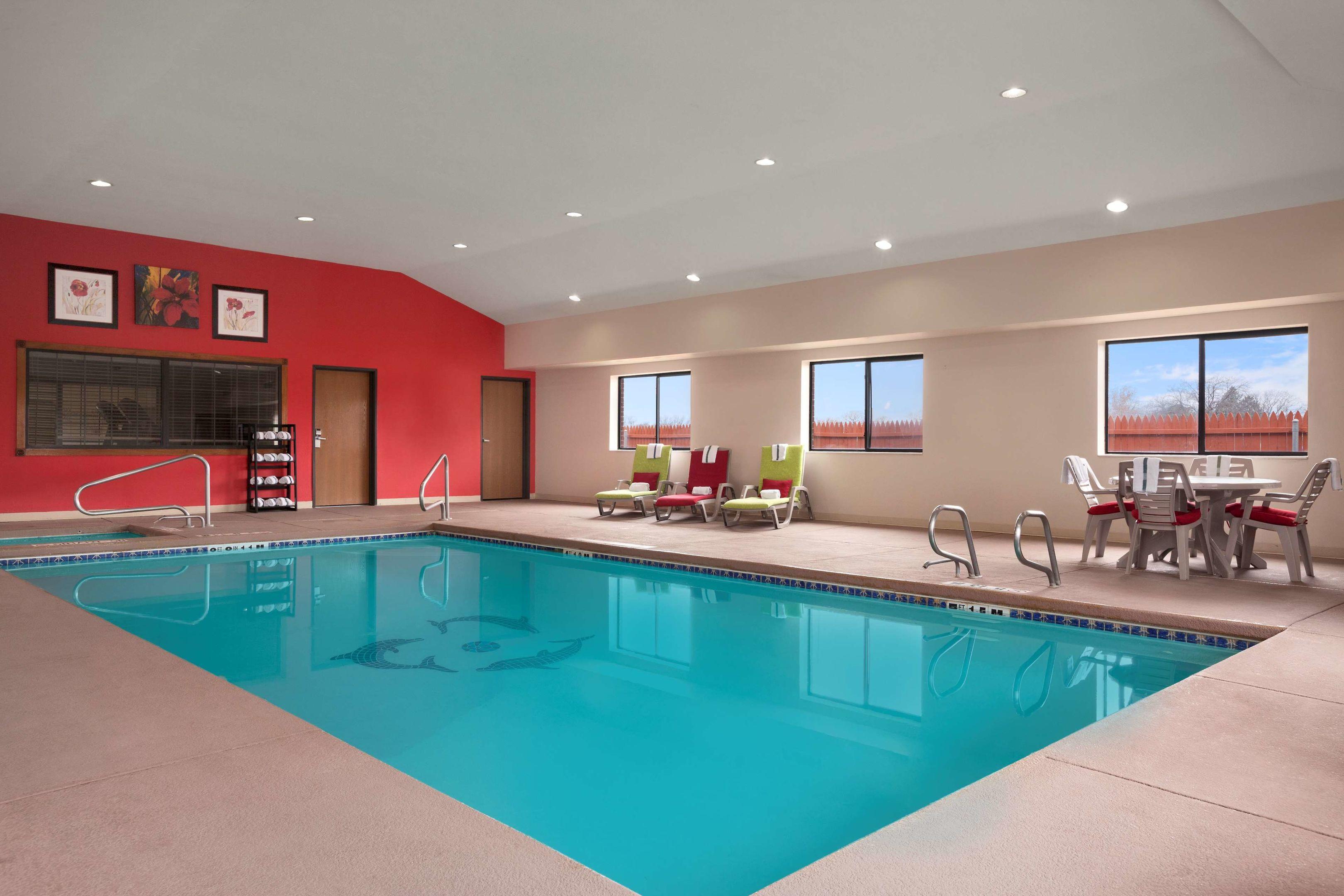 Country Inn & Suites by Radisson, Lubbock, TX — photo 3