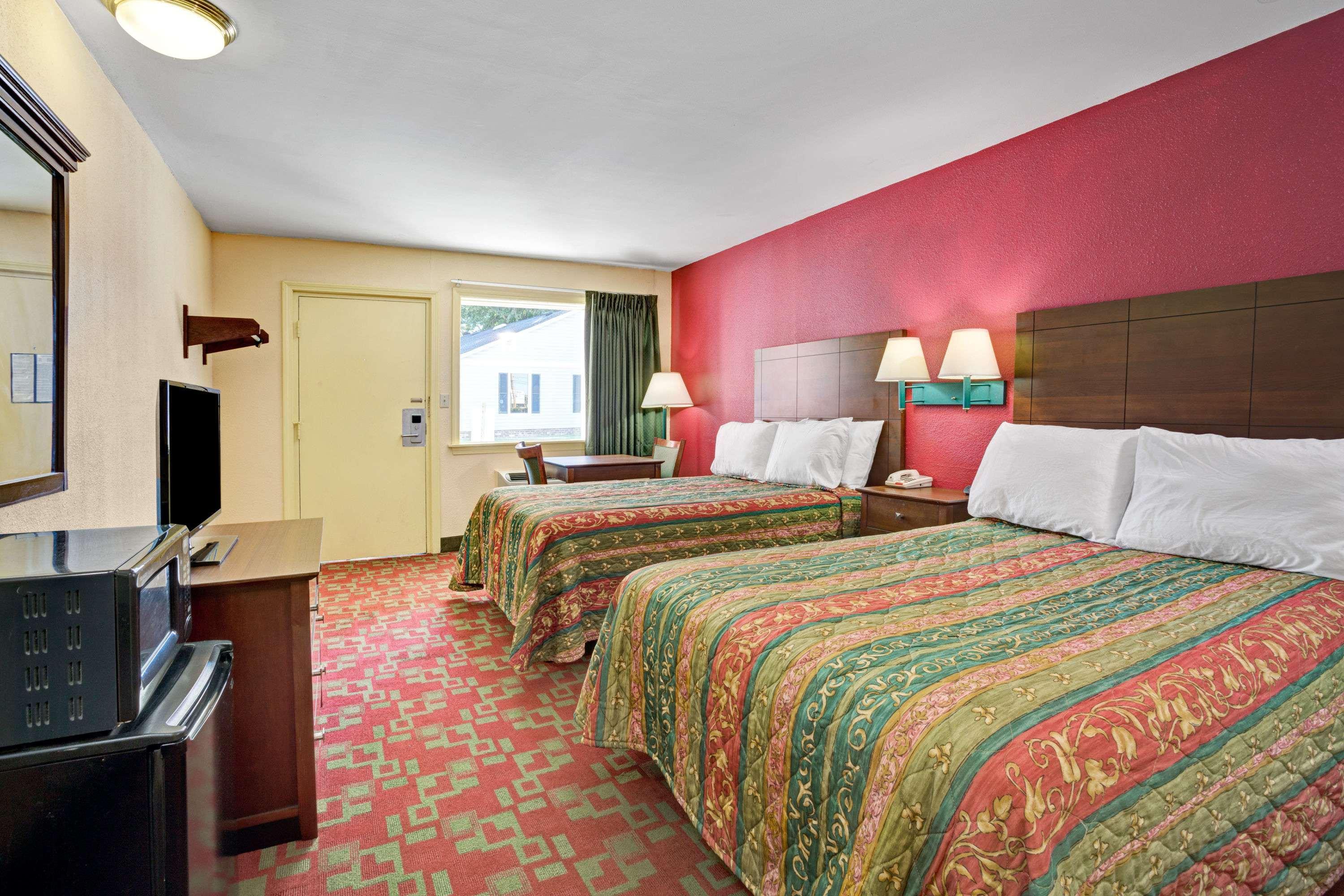 Days Inn Elizabeth City — photo 3