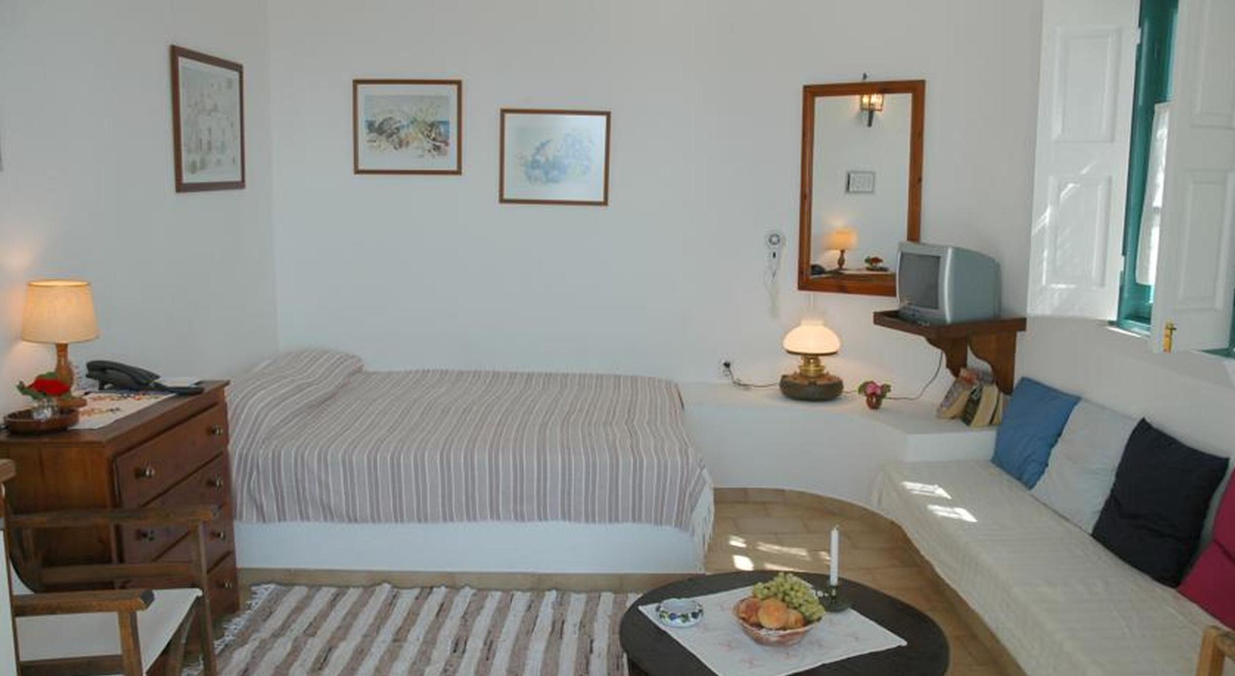Strogili Hotel — photo 4