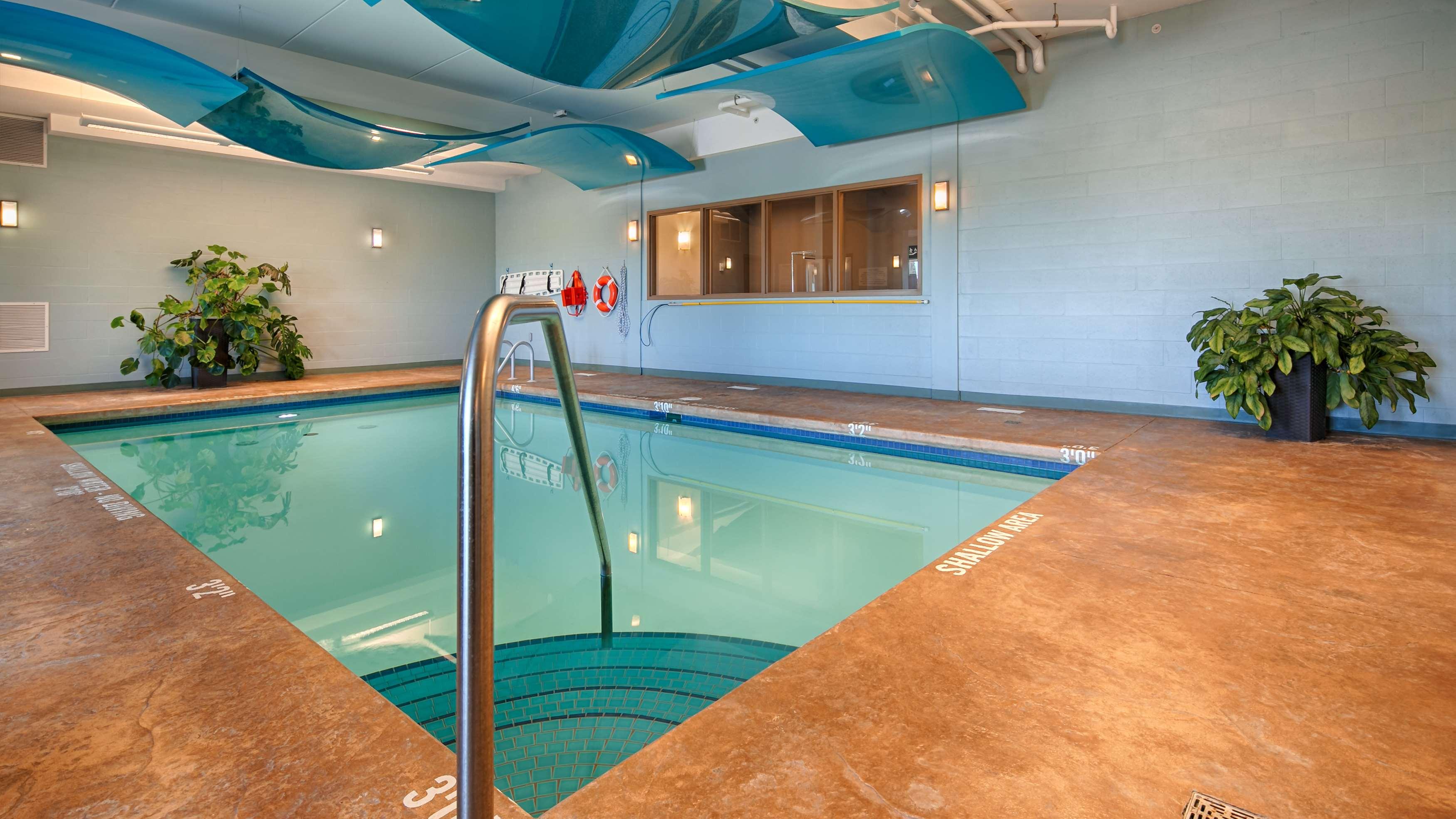 Best Western Plus Walkerton Hotel & Conference Centre — photo 4