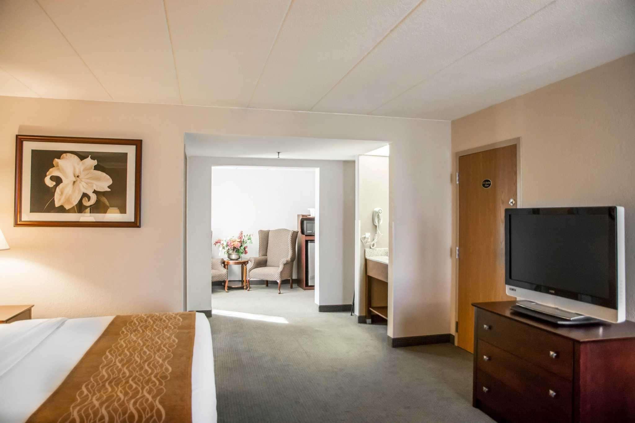 Comfort Inn Northeast — photo 5