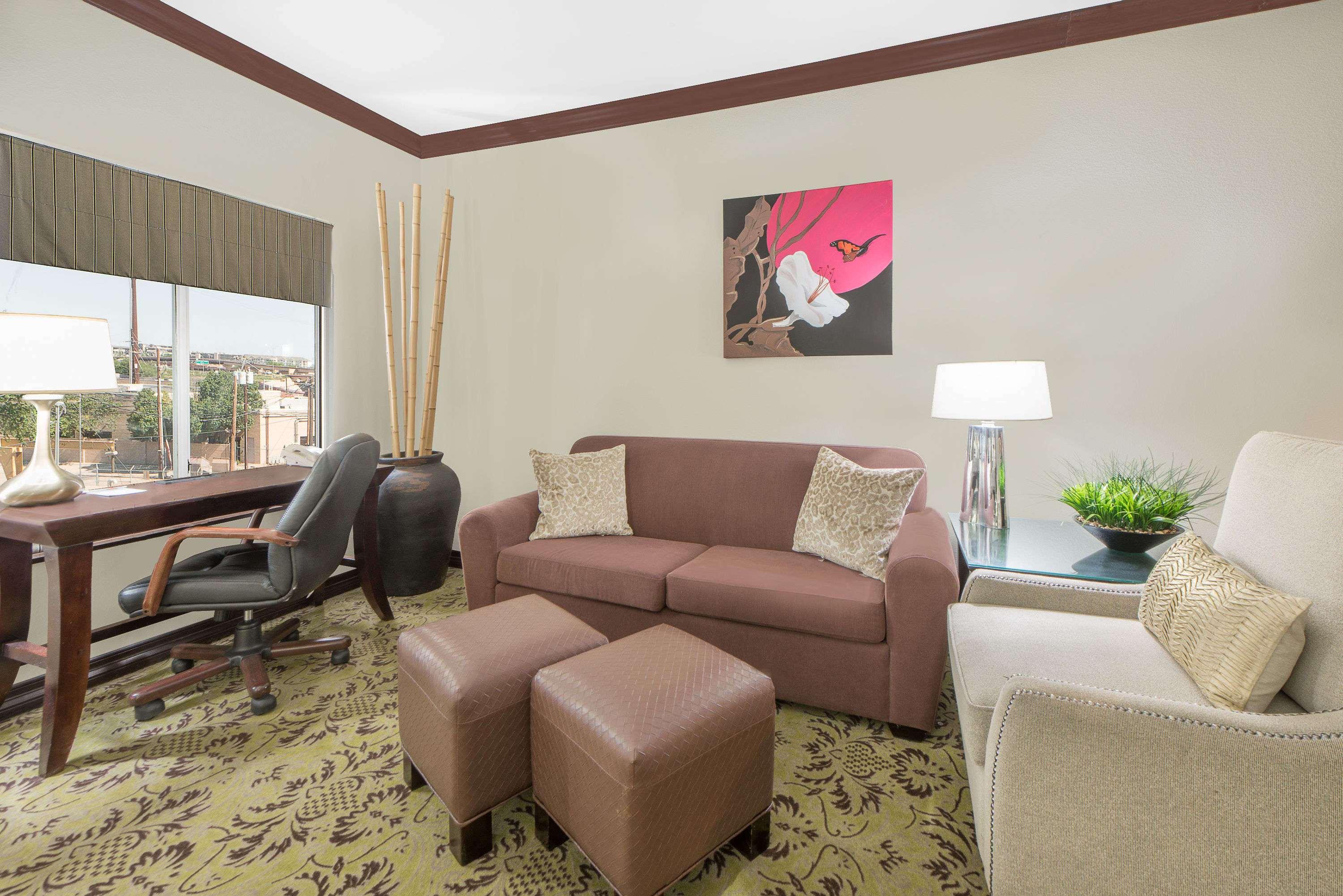 Hawthorn Suites by Wyndham Lubbock — photo 4