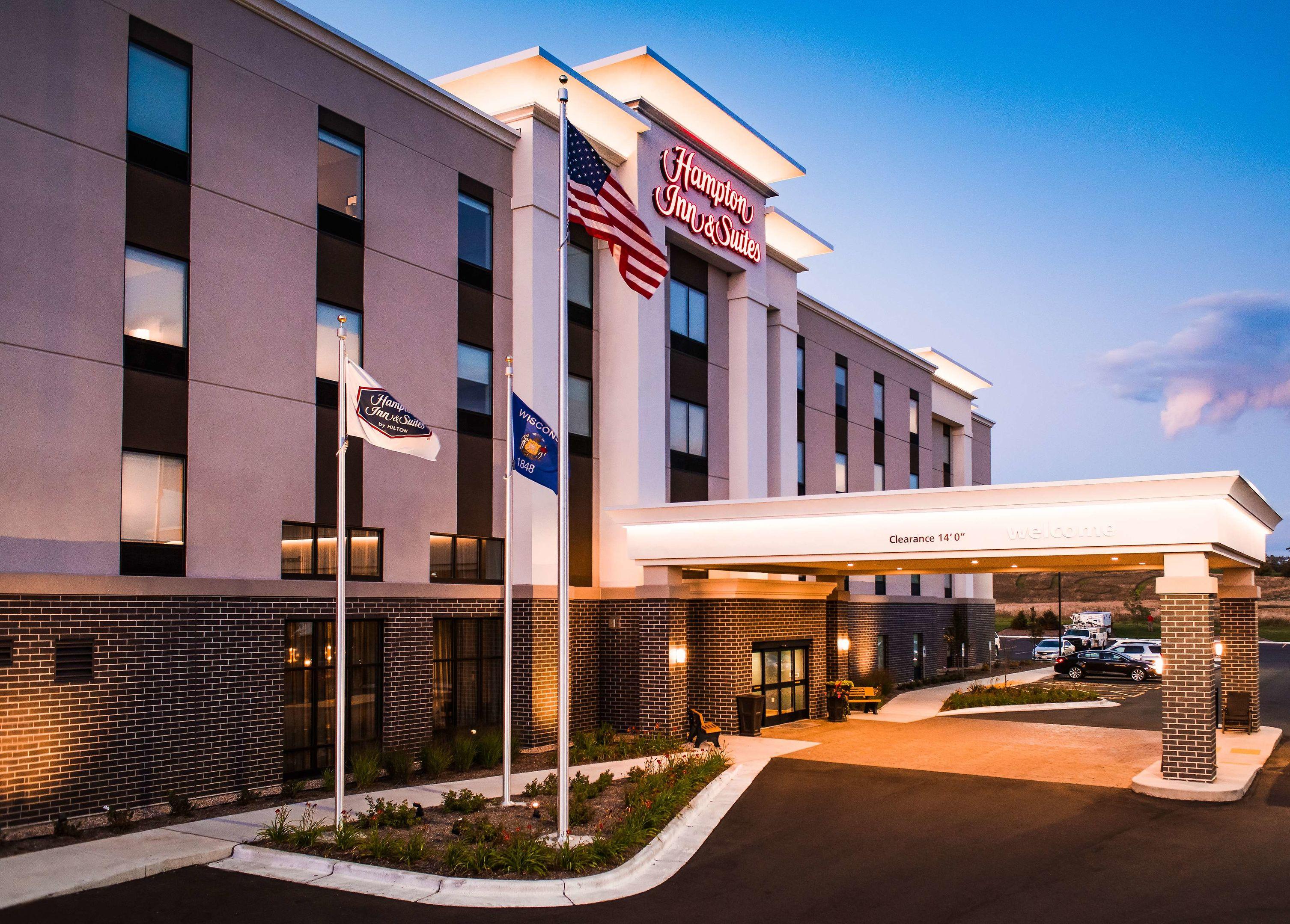 Hampton Inn & Suites At Wisconsin Dells Lake Delton — photo 3