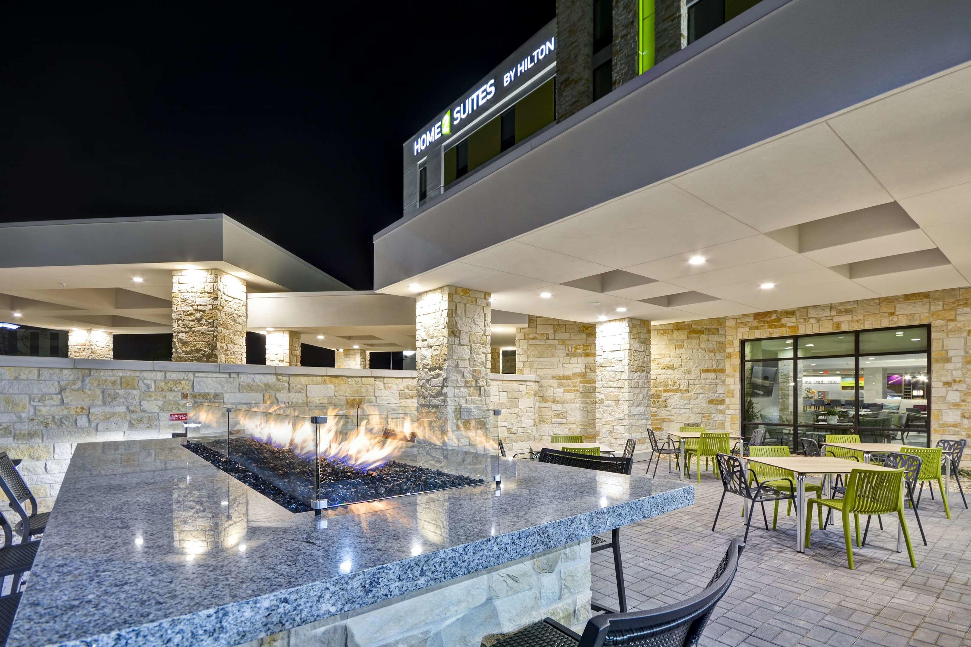 Home2 Suites by Hilton Plano Richardson — photo 4