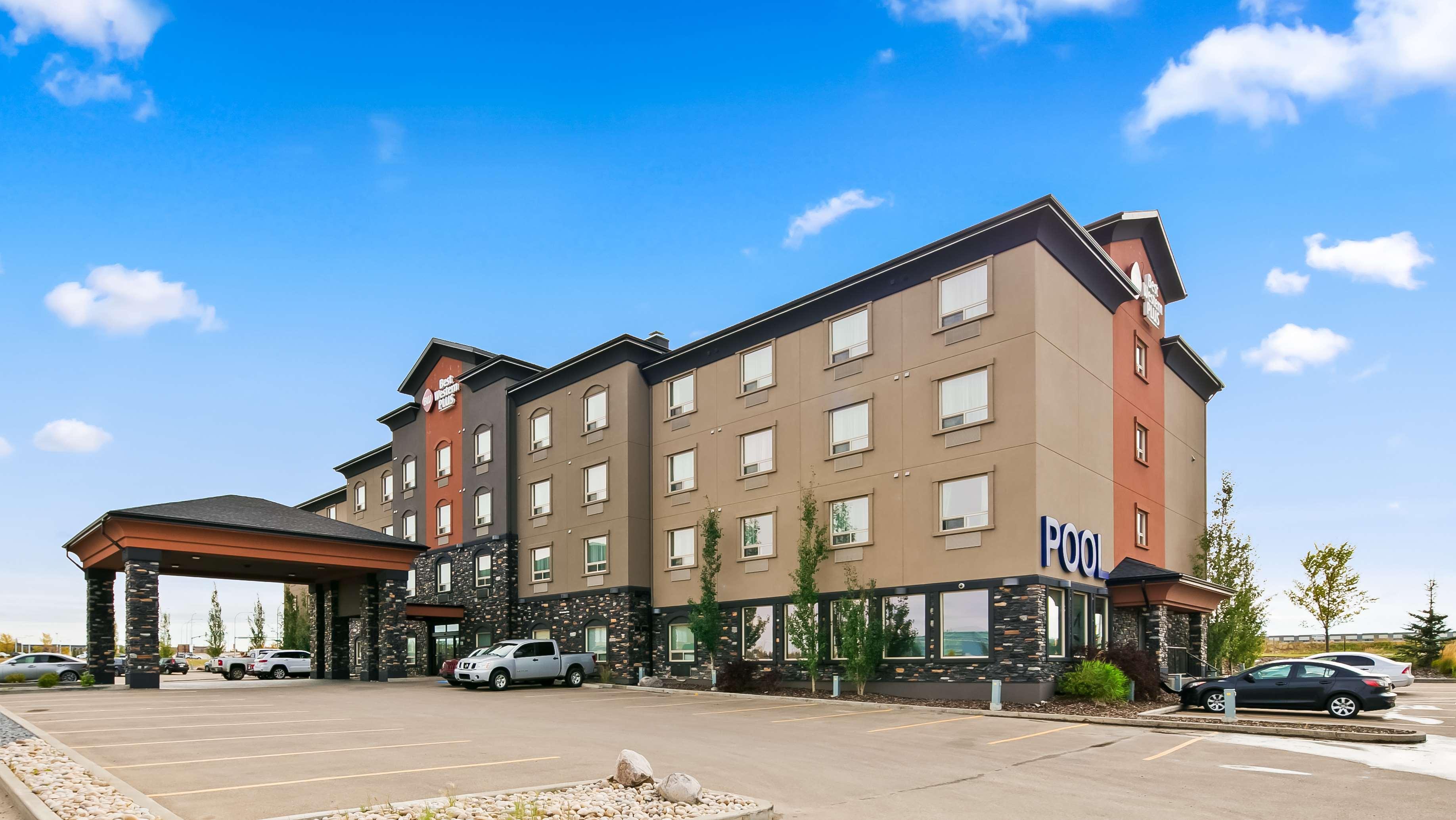 Best Western Plus Sherwood Park Inn & Suites — photo 4