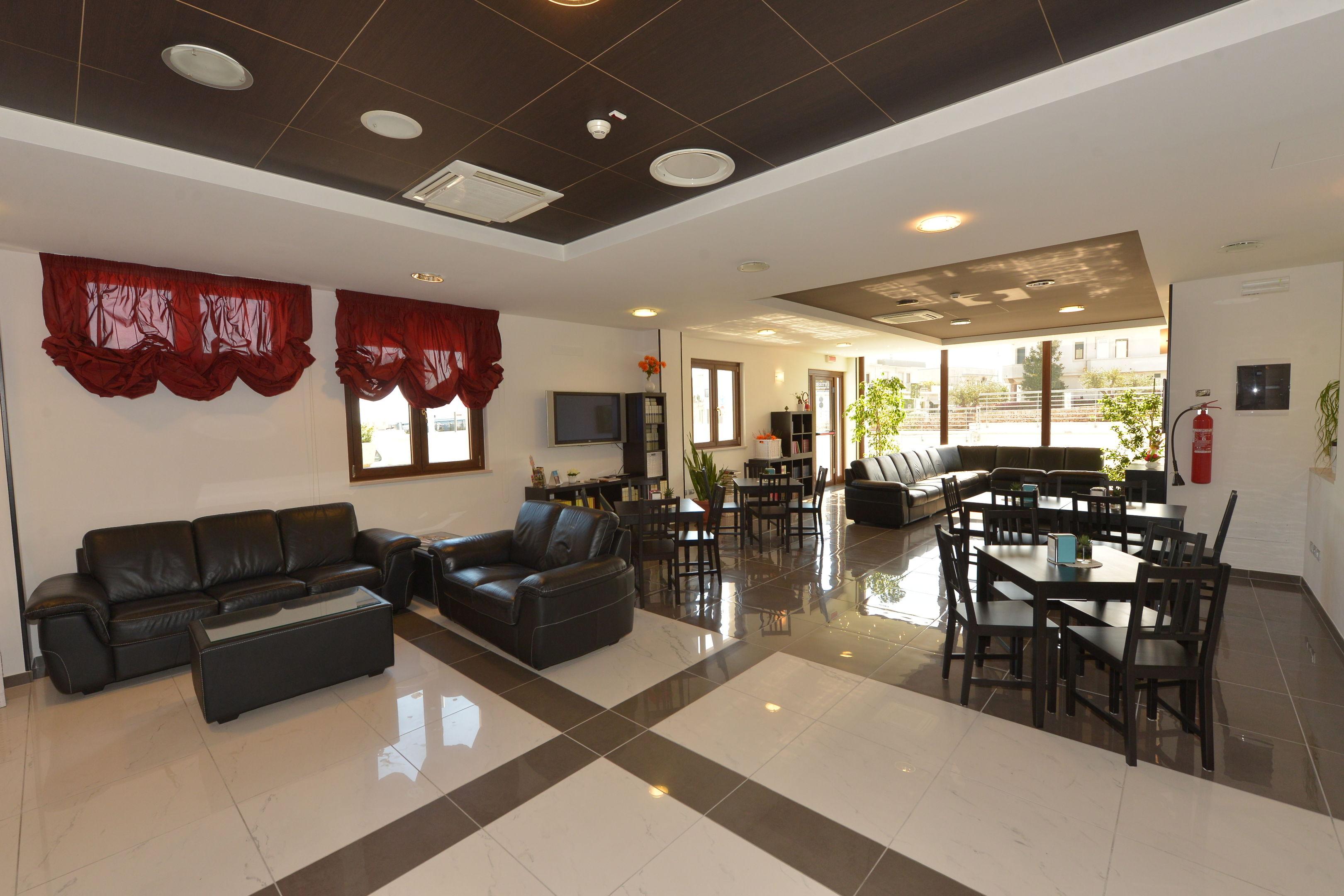 His Majesty Hotel — photo 5