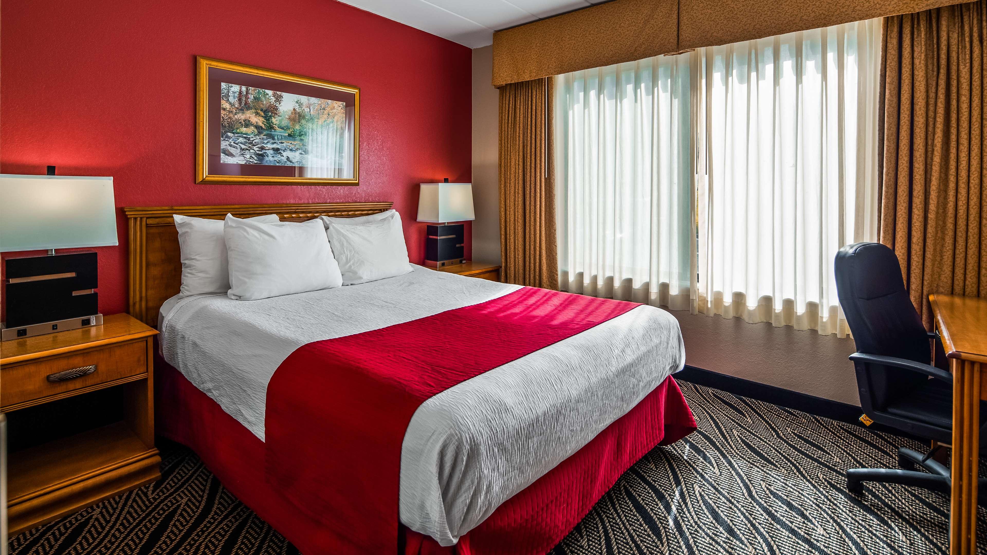 Best Western Braddock Inn — photo 4