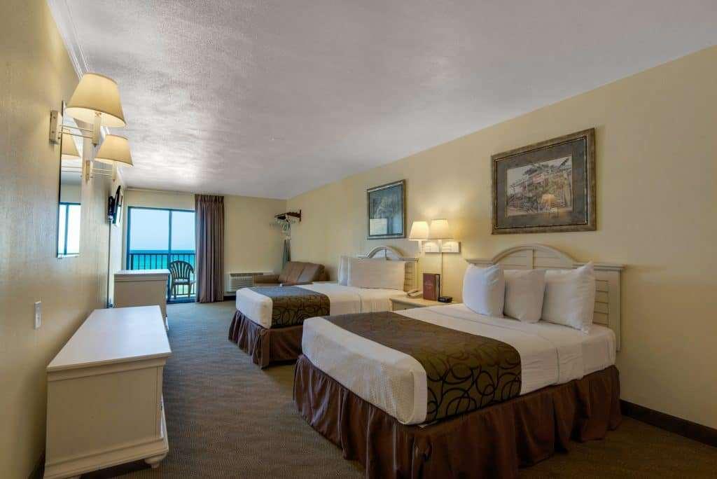 Ramada by Wyndham Panama City Beach / Beachfront — photo 5