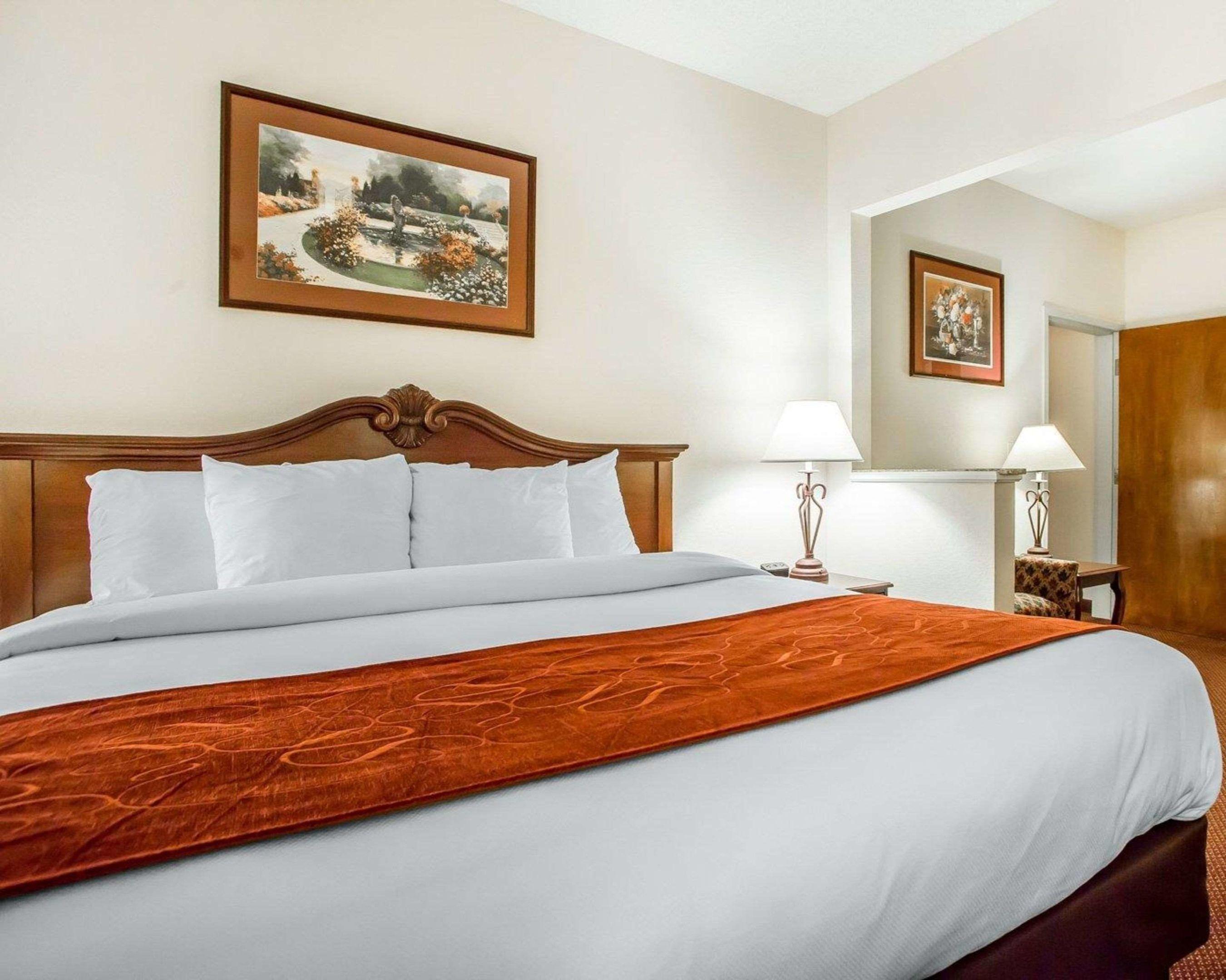 Comfort Suites Jefferson City — photo 3