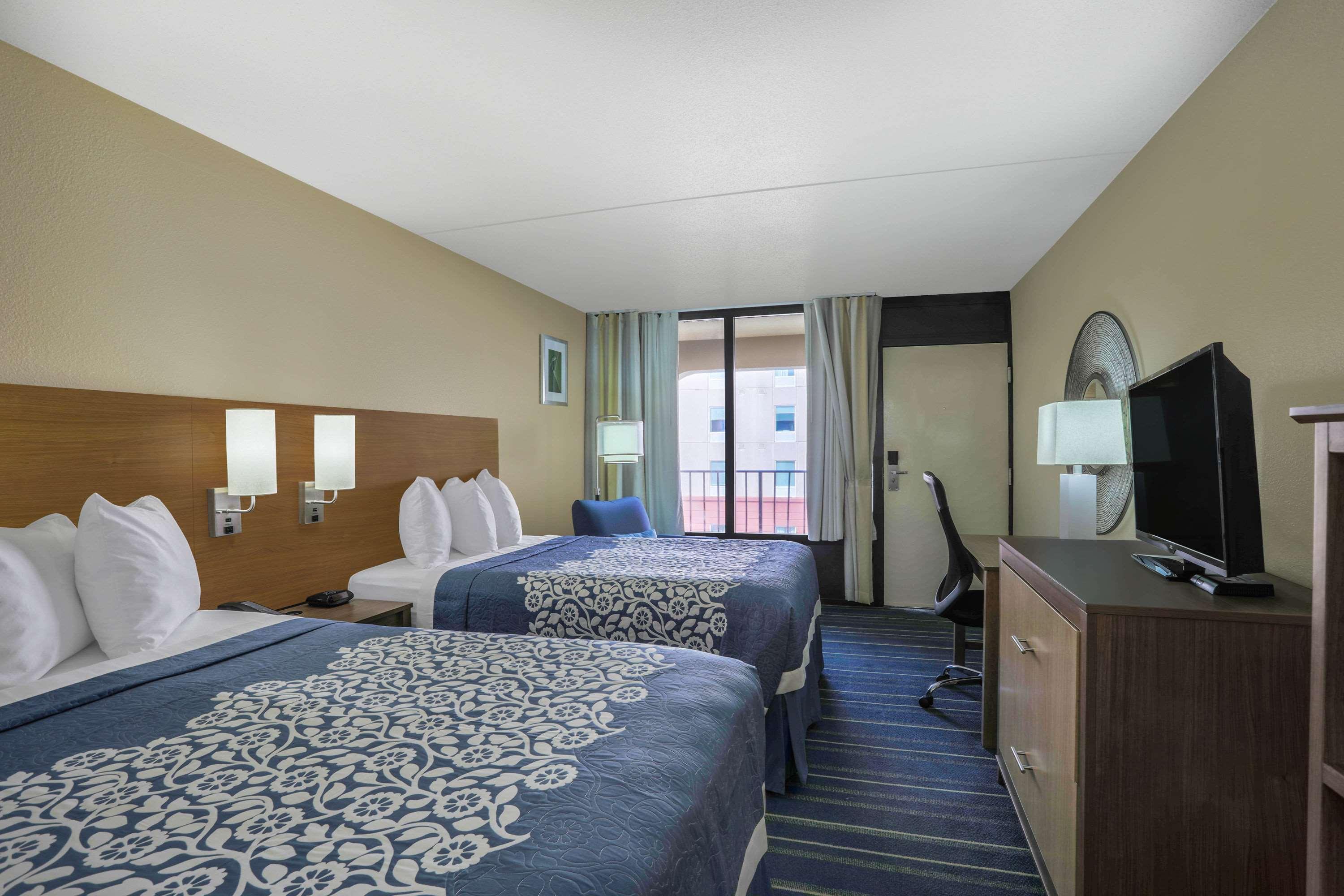 Days Inn Newark Wilmington — photo 3