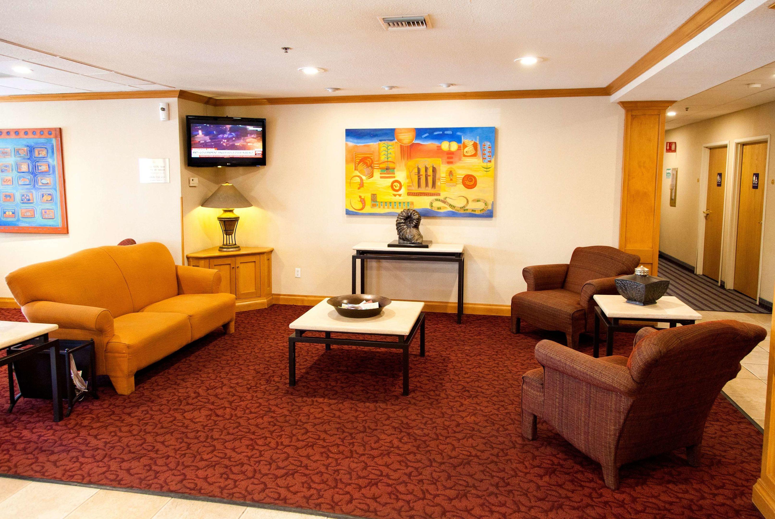 Microtel Inn & Suites by Wyndham Chihuahua — photo 3