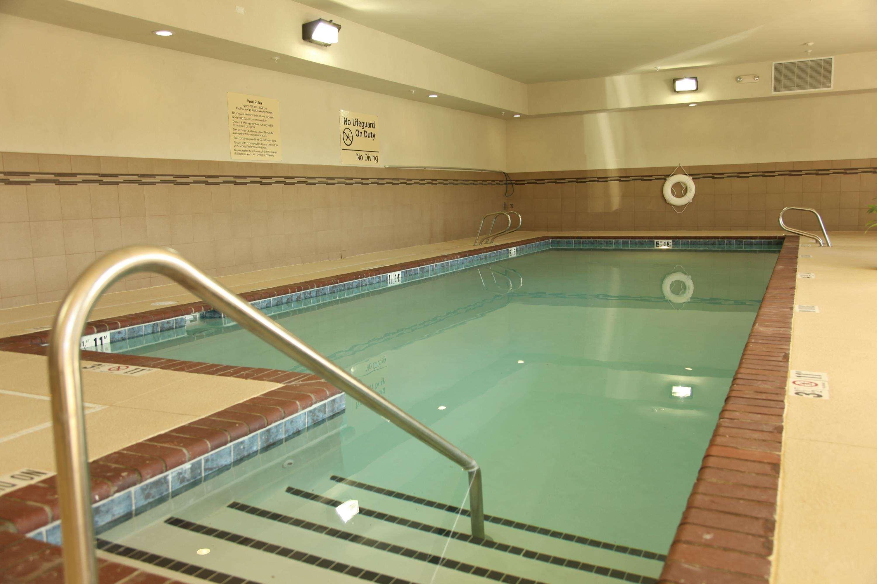 Hampton Inn & Suites Carlsbad — photo 4