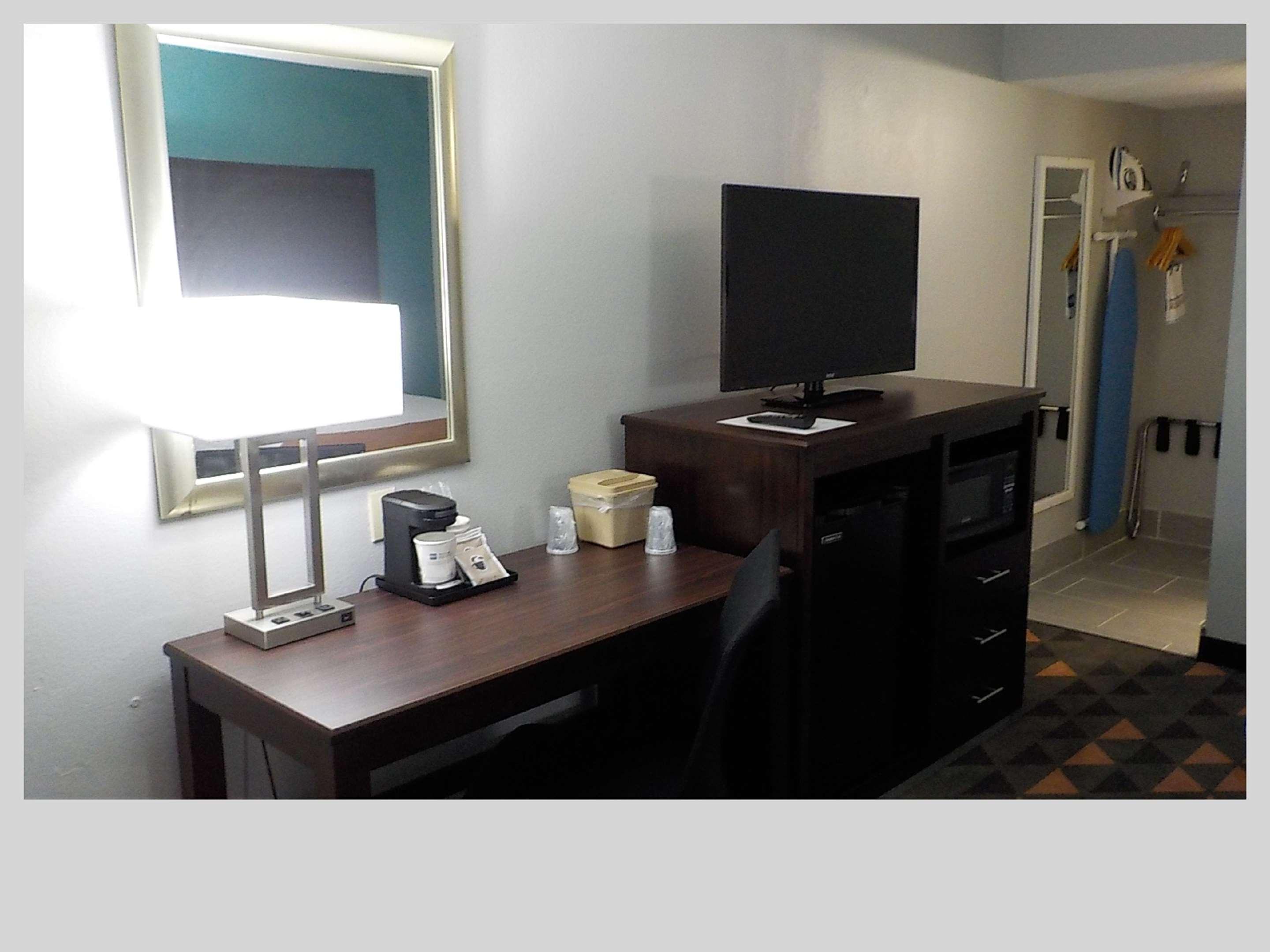 SureStay Plus Hotel by Best Western Indianapolis Northeast — photo 5