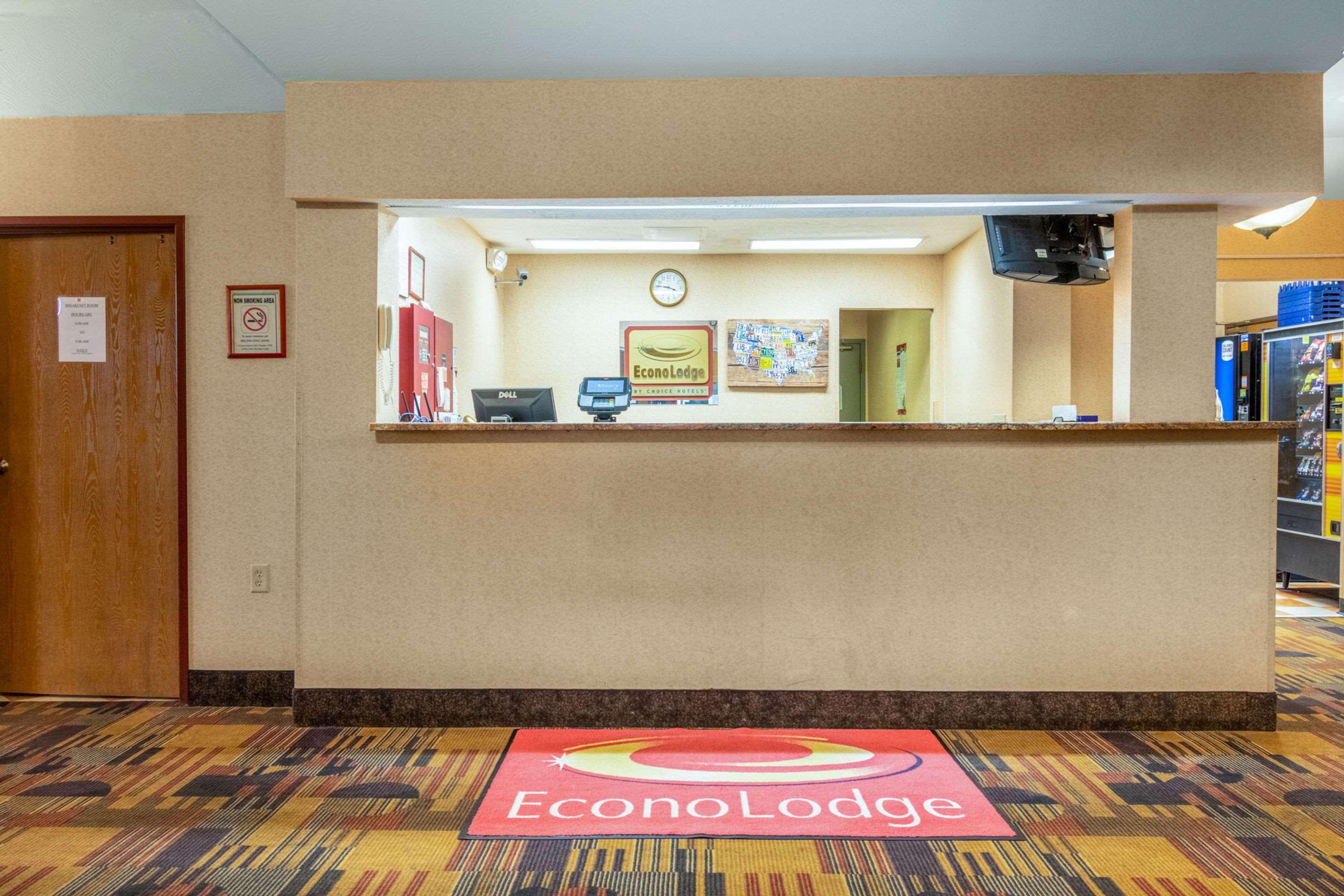 Econo Lodge — photo 4