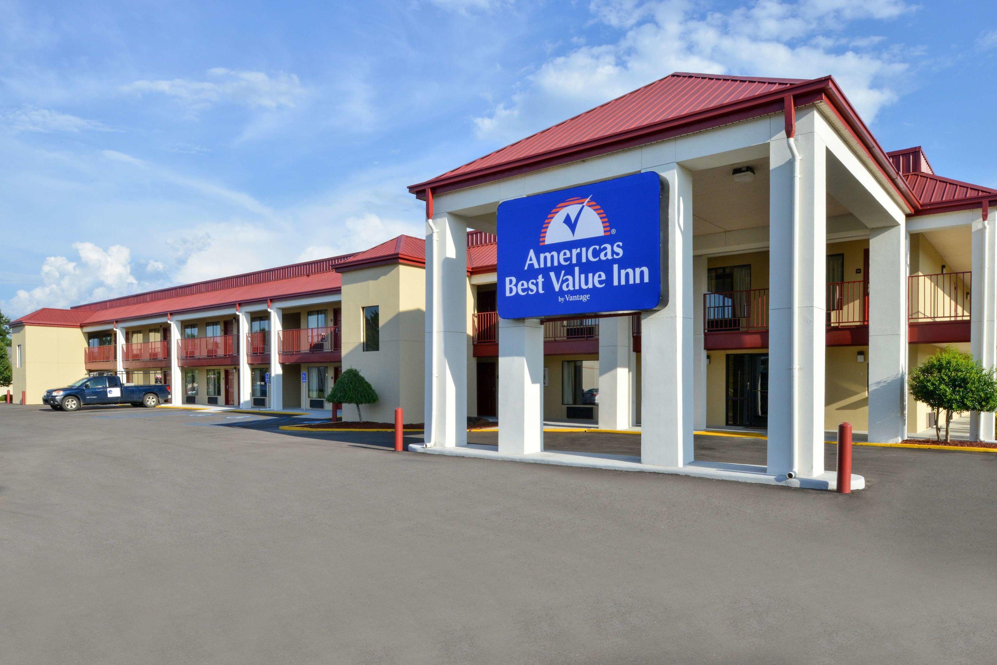 Americas Best Value Inn Tupelo Barnes Crossing — photo 3