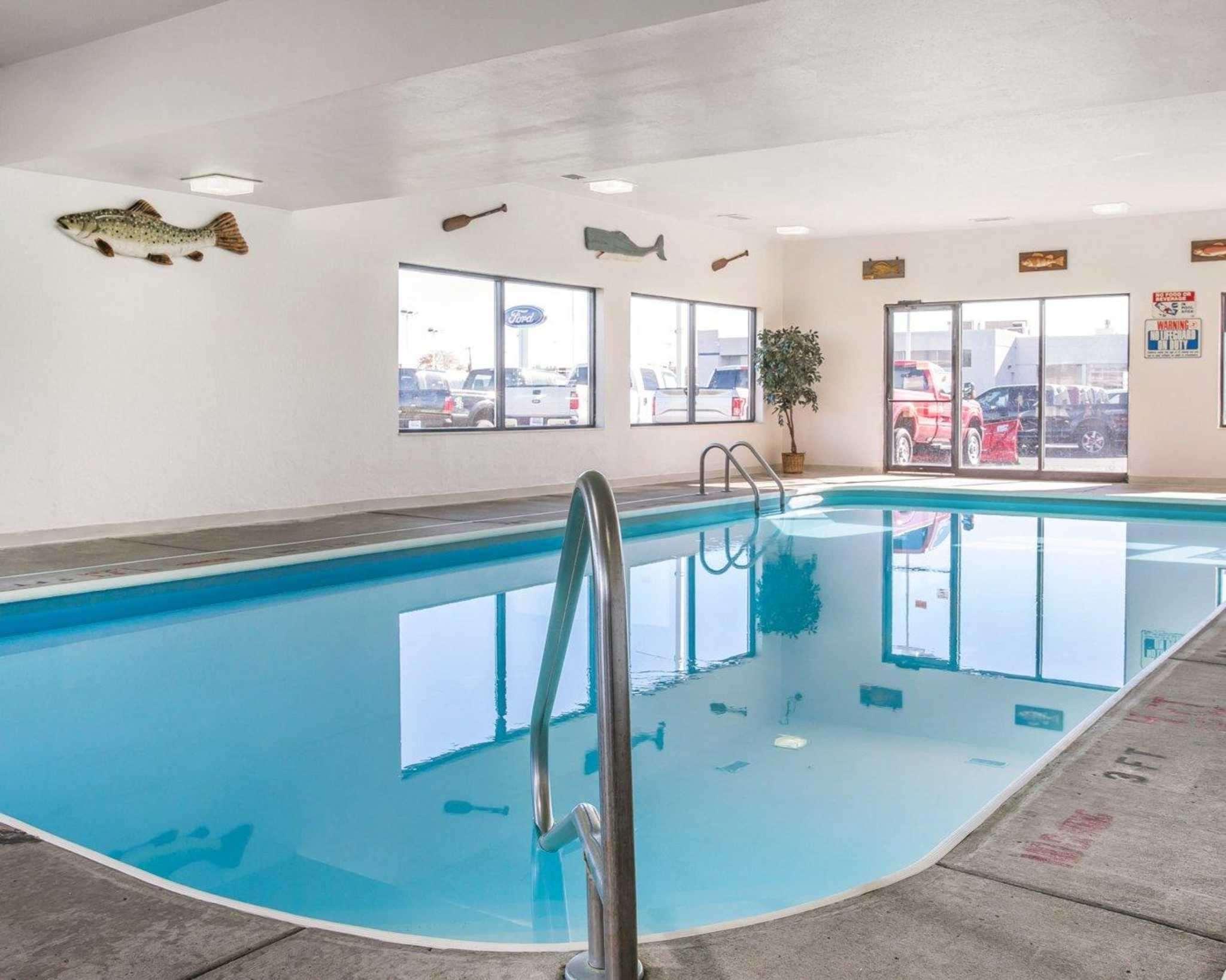 Comfort Inn & Suites Maumee - Toledo — photo 4