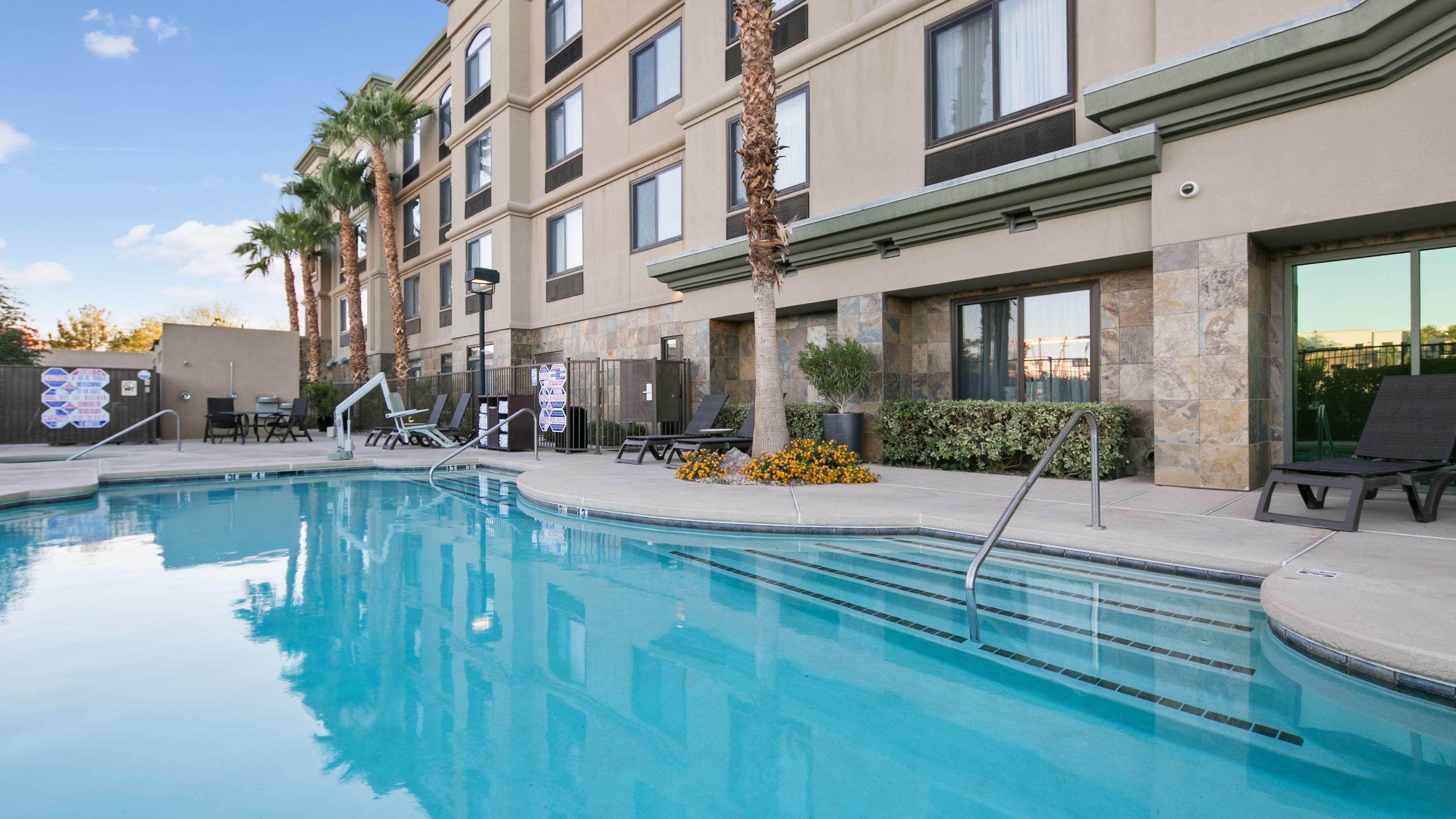 Best Western Plus St. Rose Pkwy/Las Vegas South Hotel — photo 5
