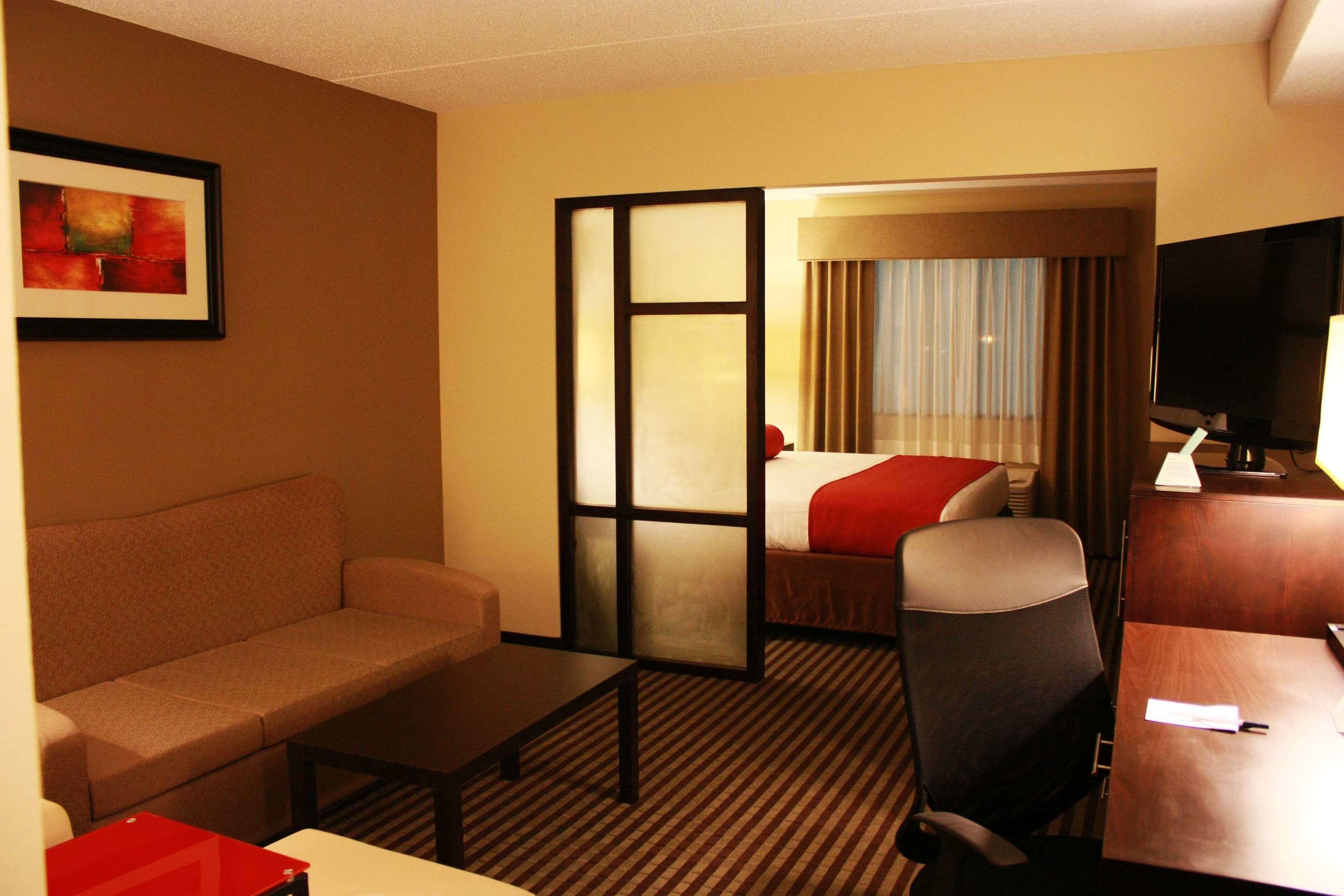 Best Western Plus West Akron Inn & Suites — photo 5