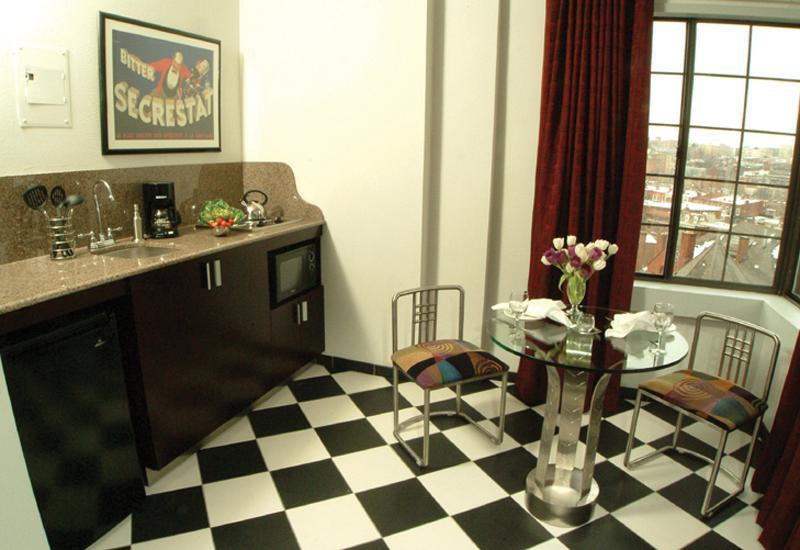 Lyle Hotel — photo 5