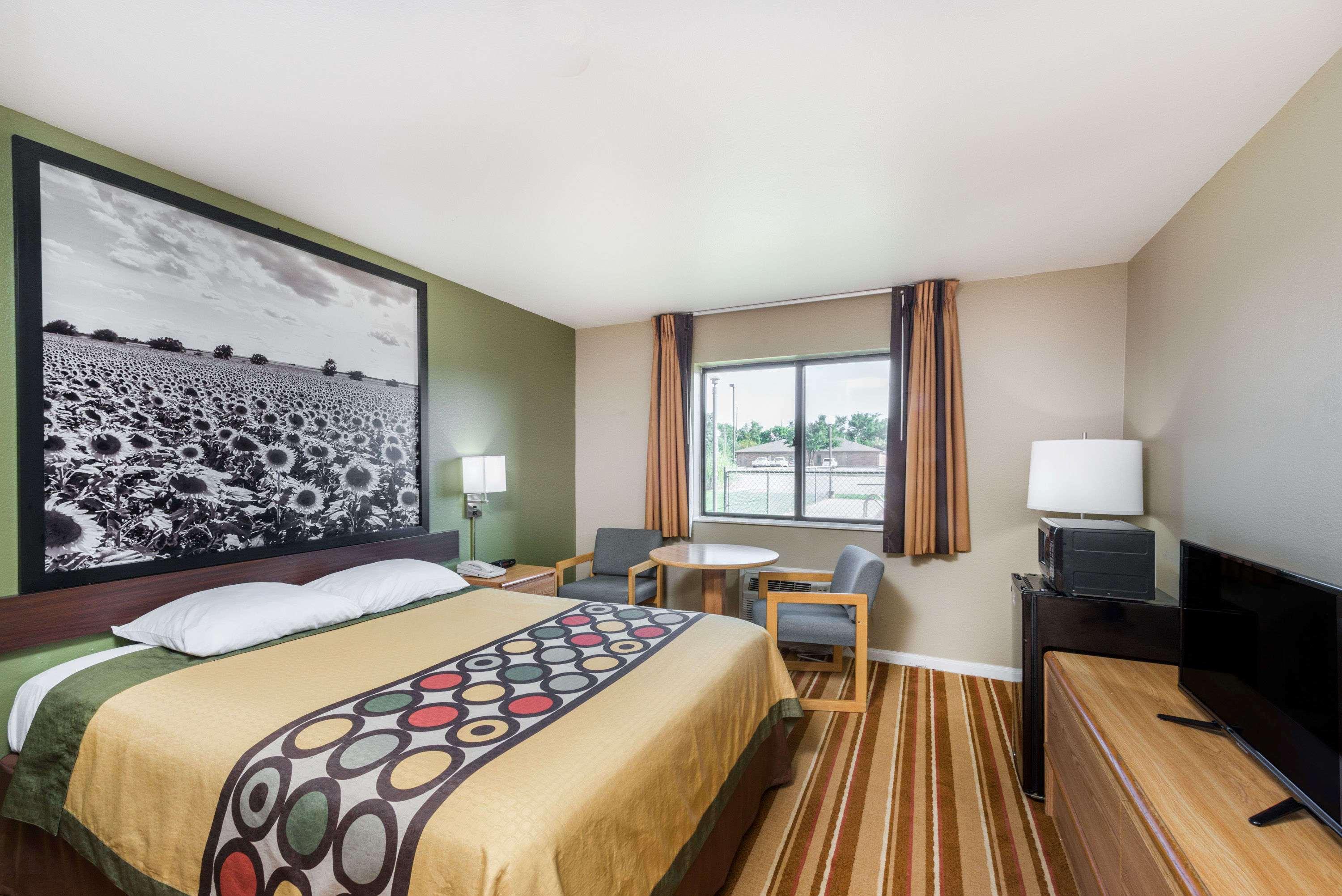 Super 8 by Wyndham Independence — photo 5