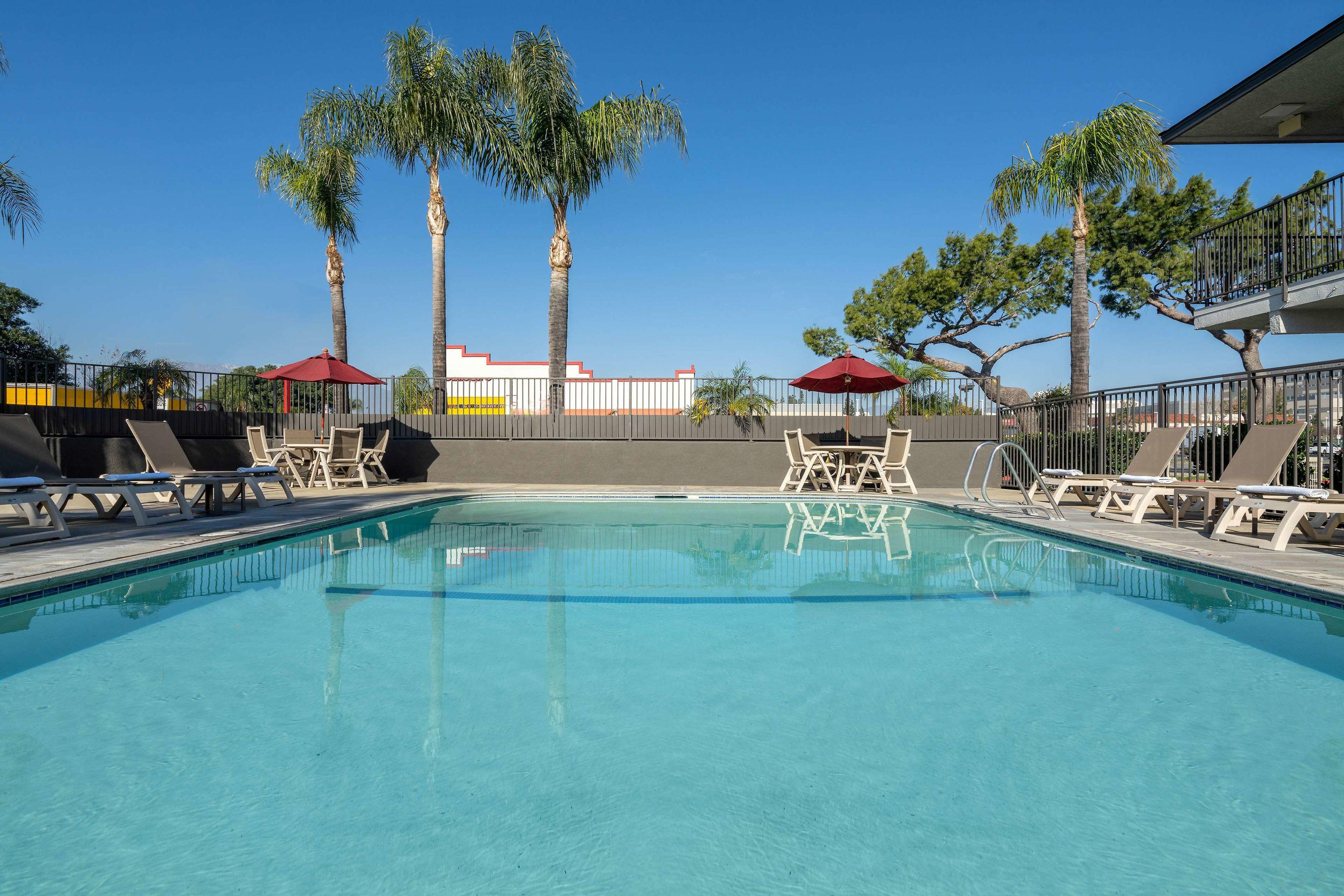 Motel 6 — photo 4