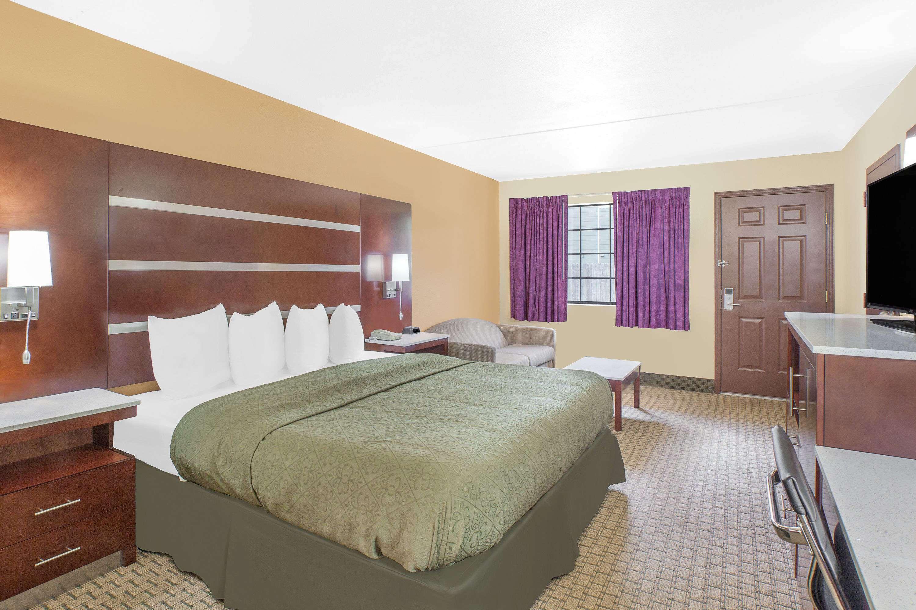 Days Inn Fayetteville — photo 4